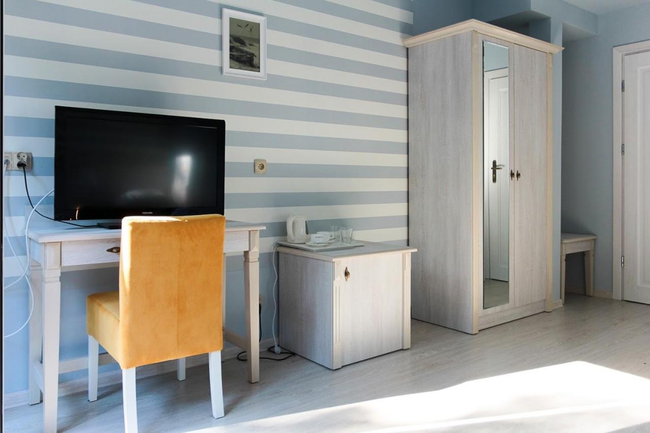 Double Room - Disability Access - Photo 5