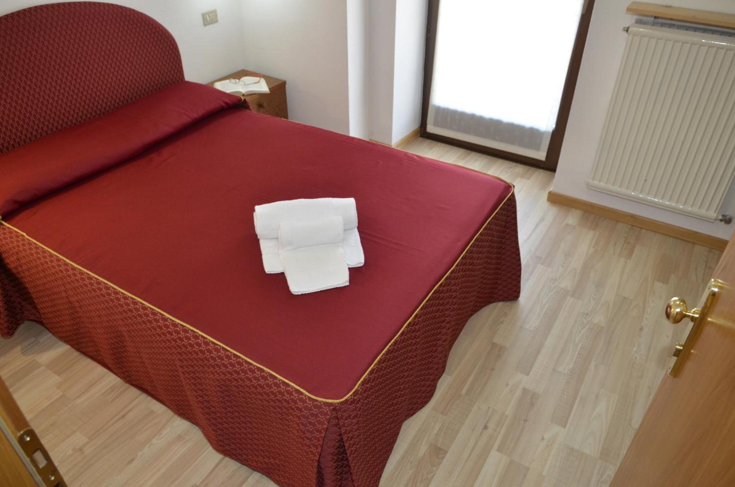 Single Room photo 3
