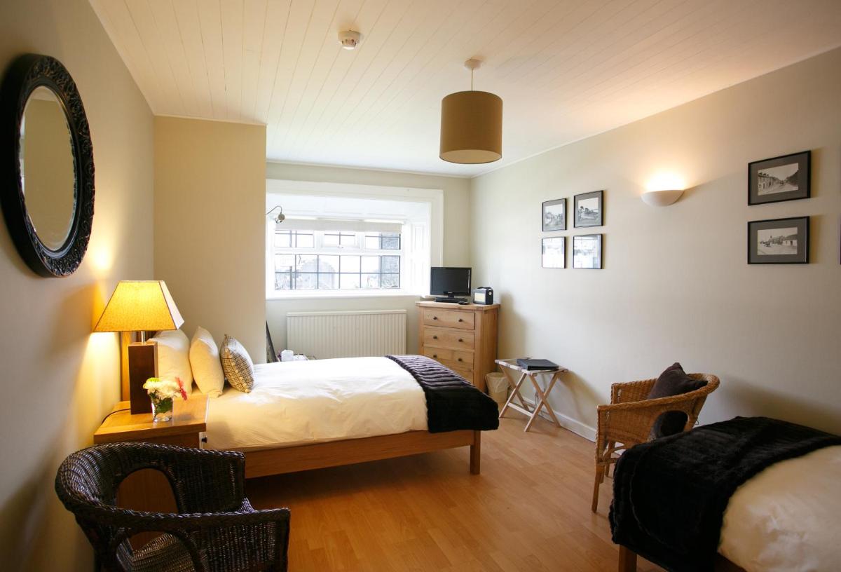 Deluxe Double or Twin Room with Sea View photo 1