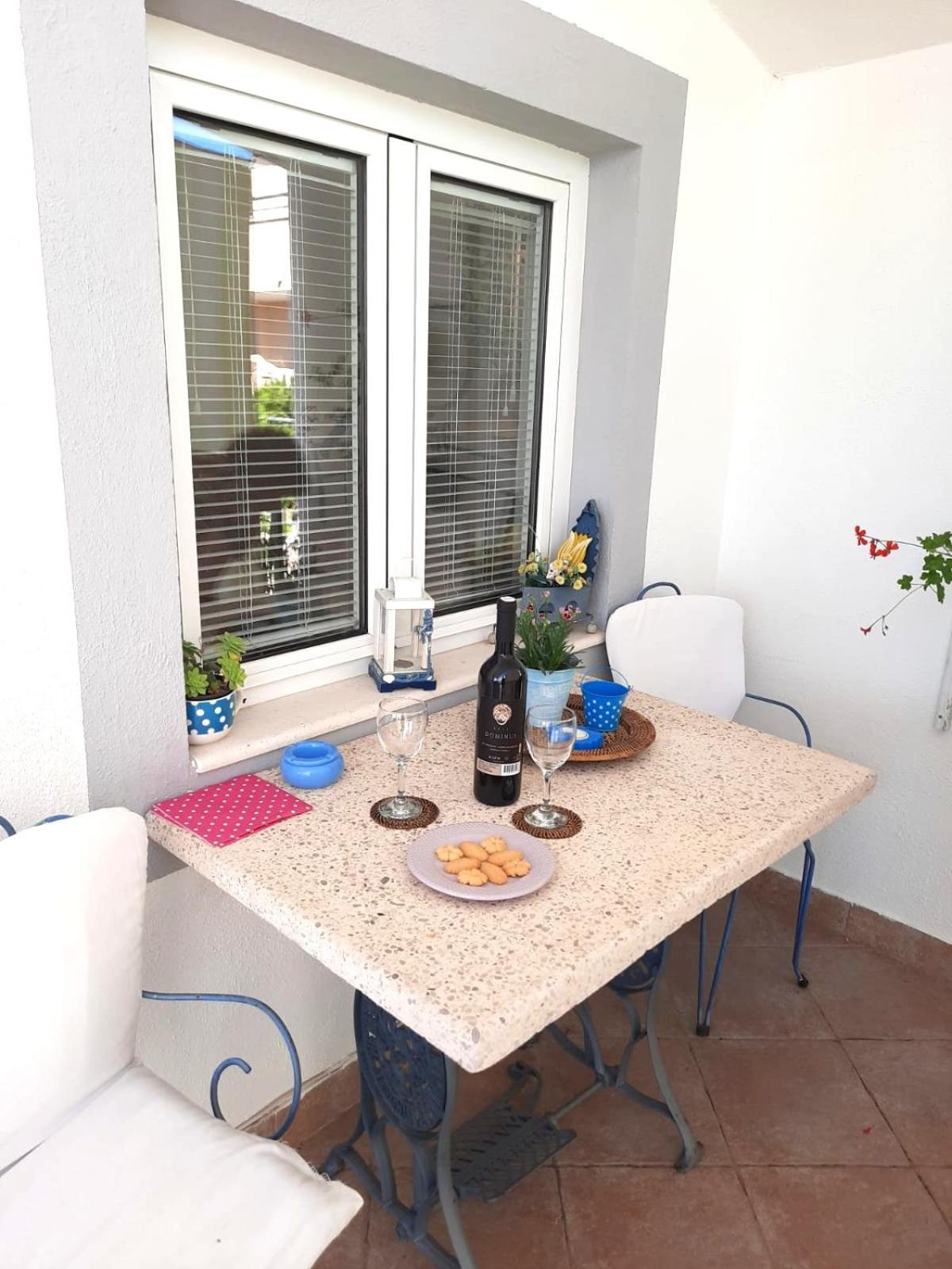 Studio Apartment with Sea View photo 2