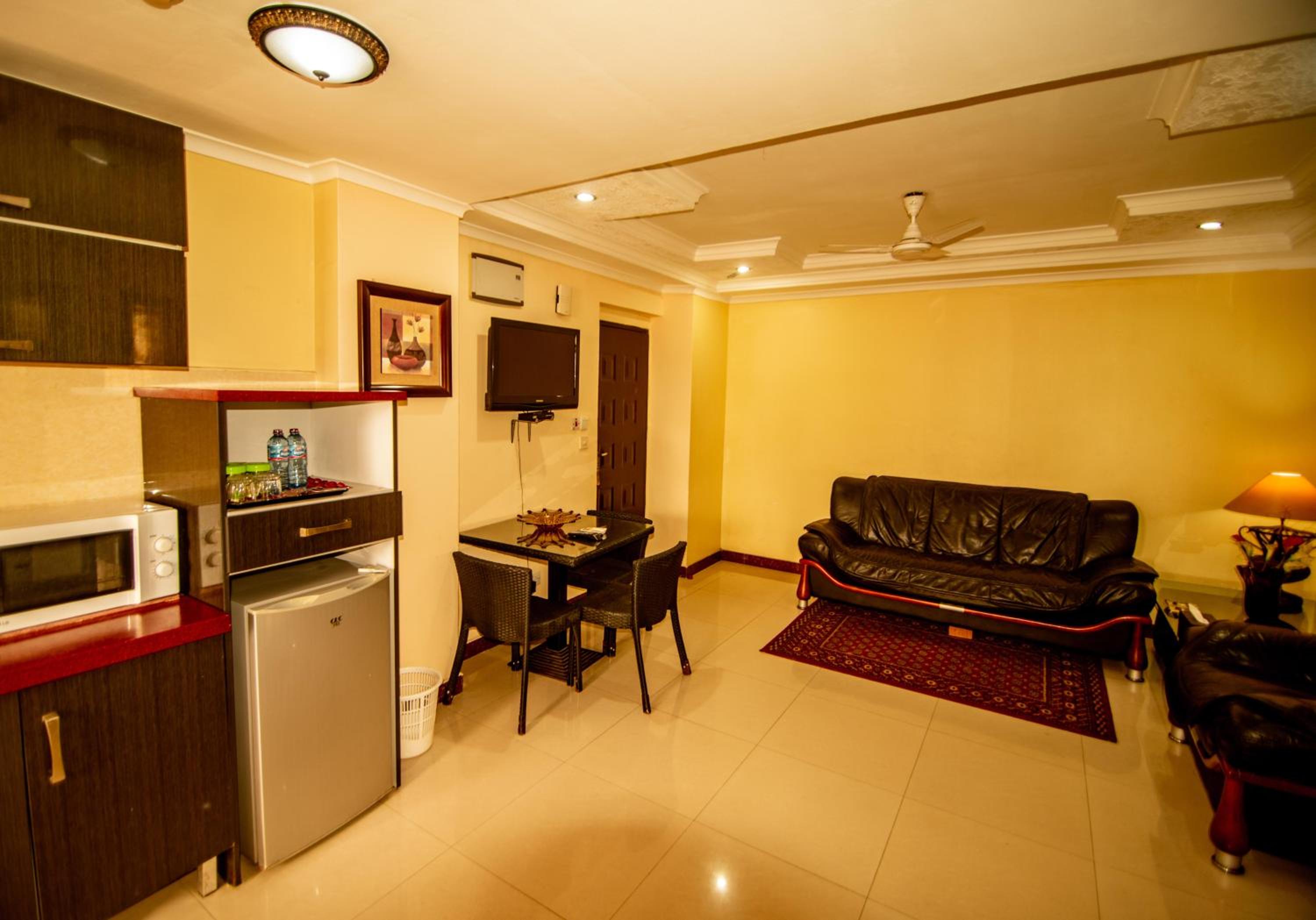 Family Suite - Photo 3