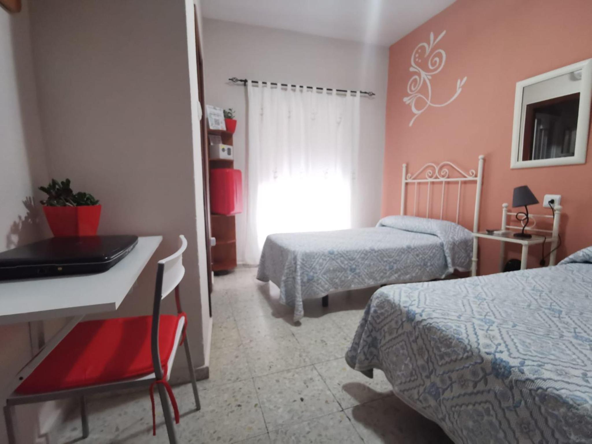Double or Twin Room - Photo 10
