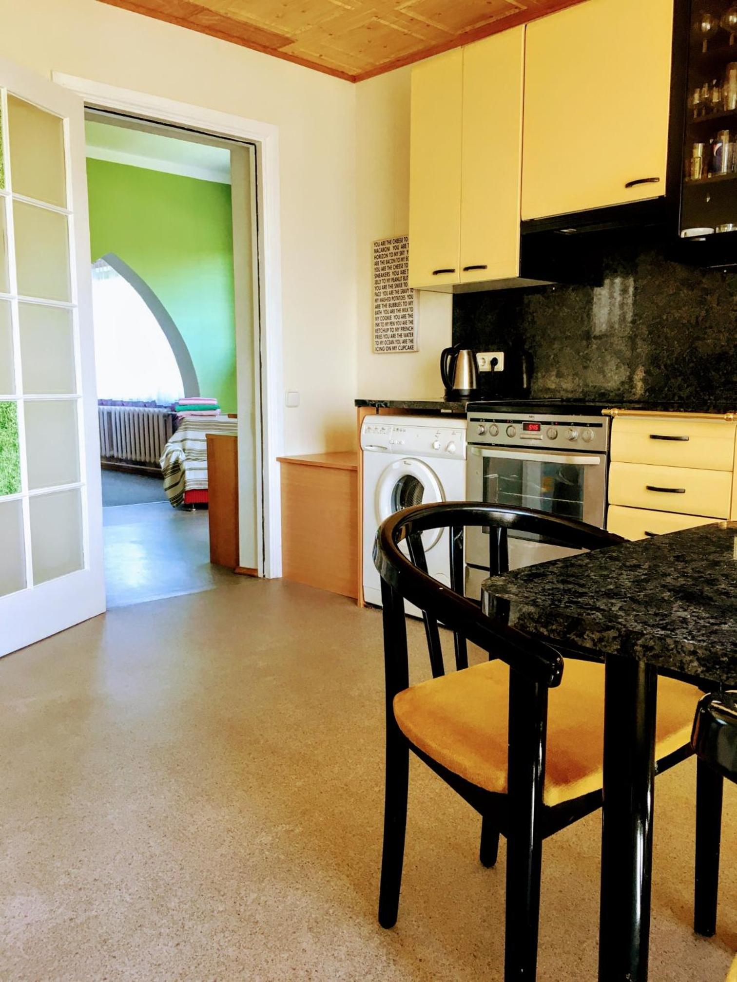 Family Room with Terrace - Photo 3