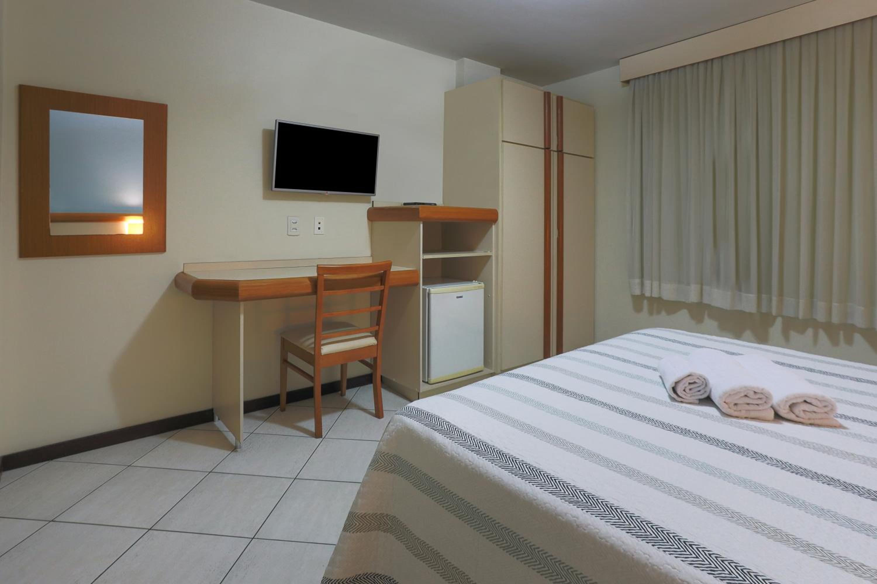 Deluxe Double Room with Shower