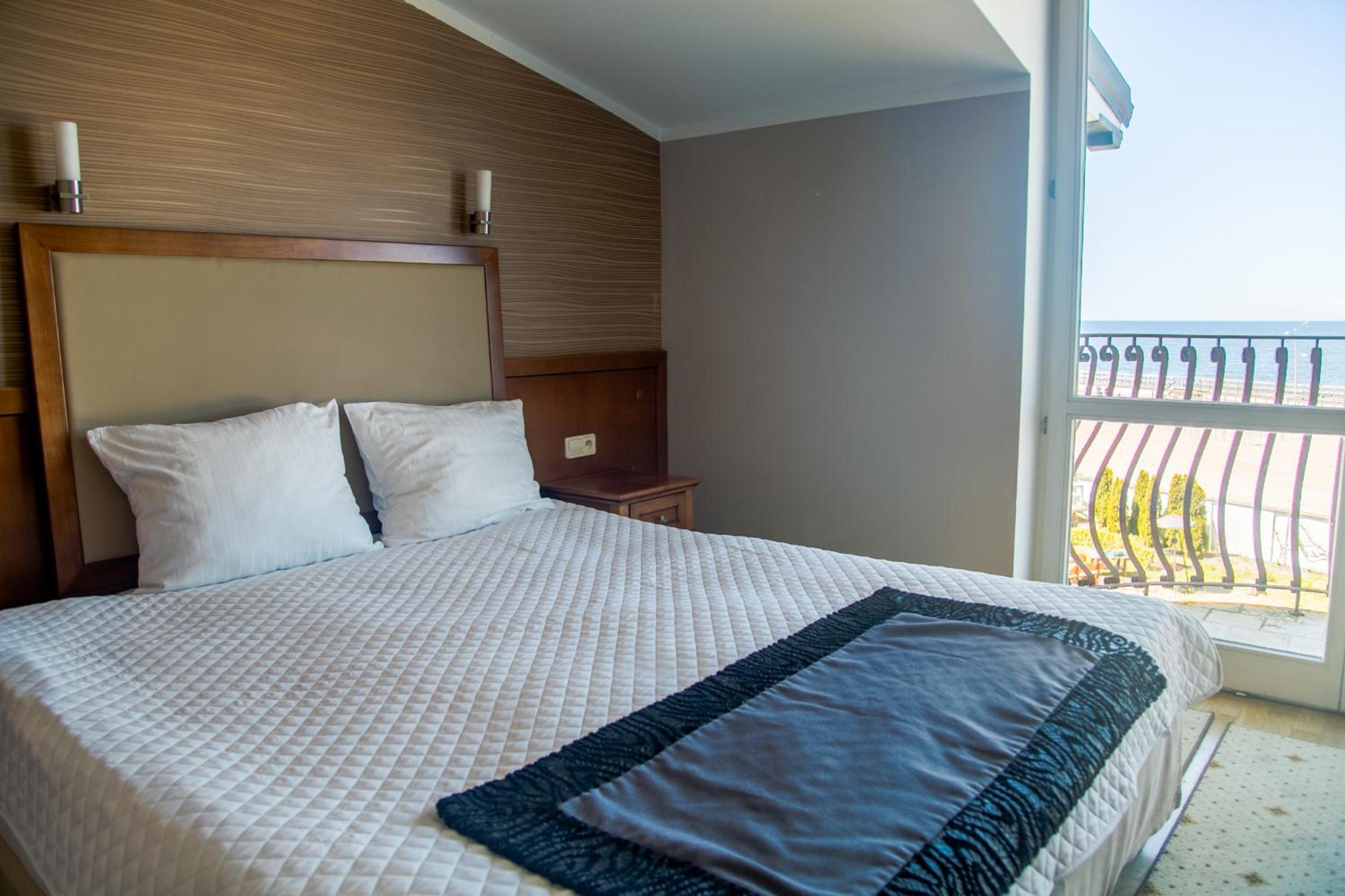 Double Room with Sea View photo 2