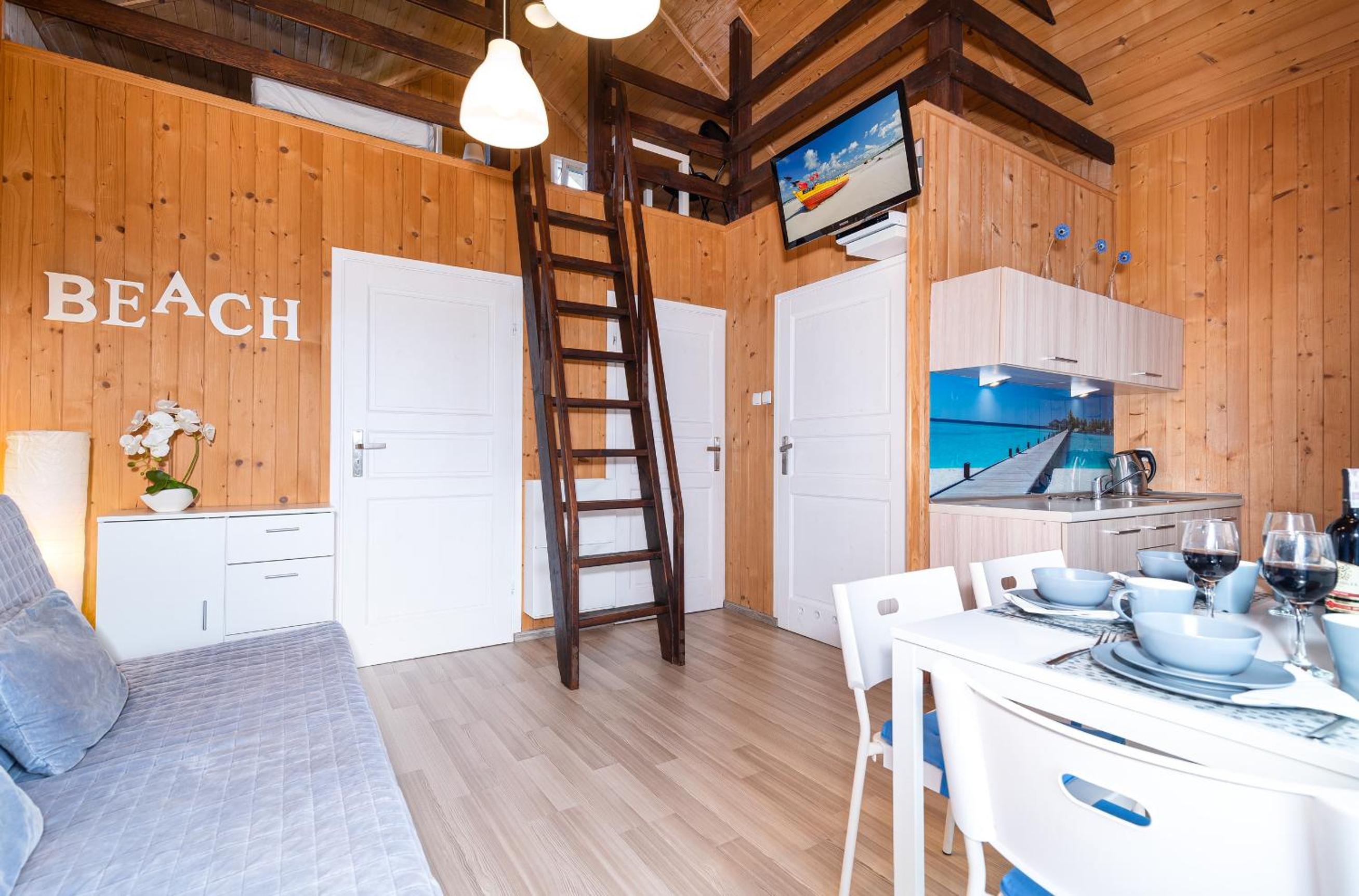 Three-Bedroom House photo 1