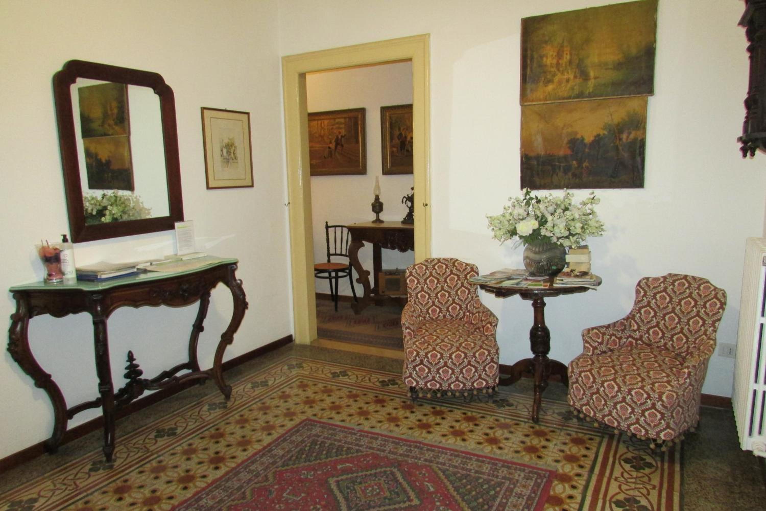 Double Room with Shared Bathroom