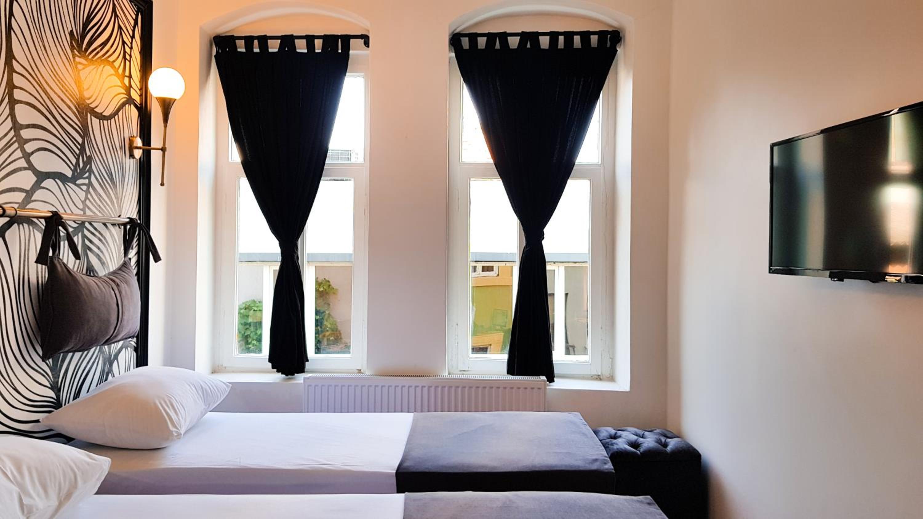Standard Double Room photo 2