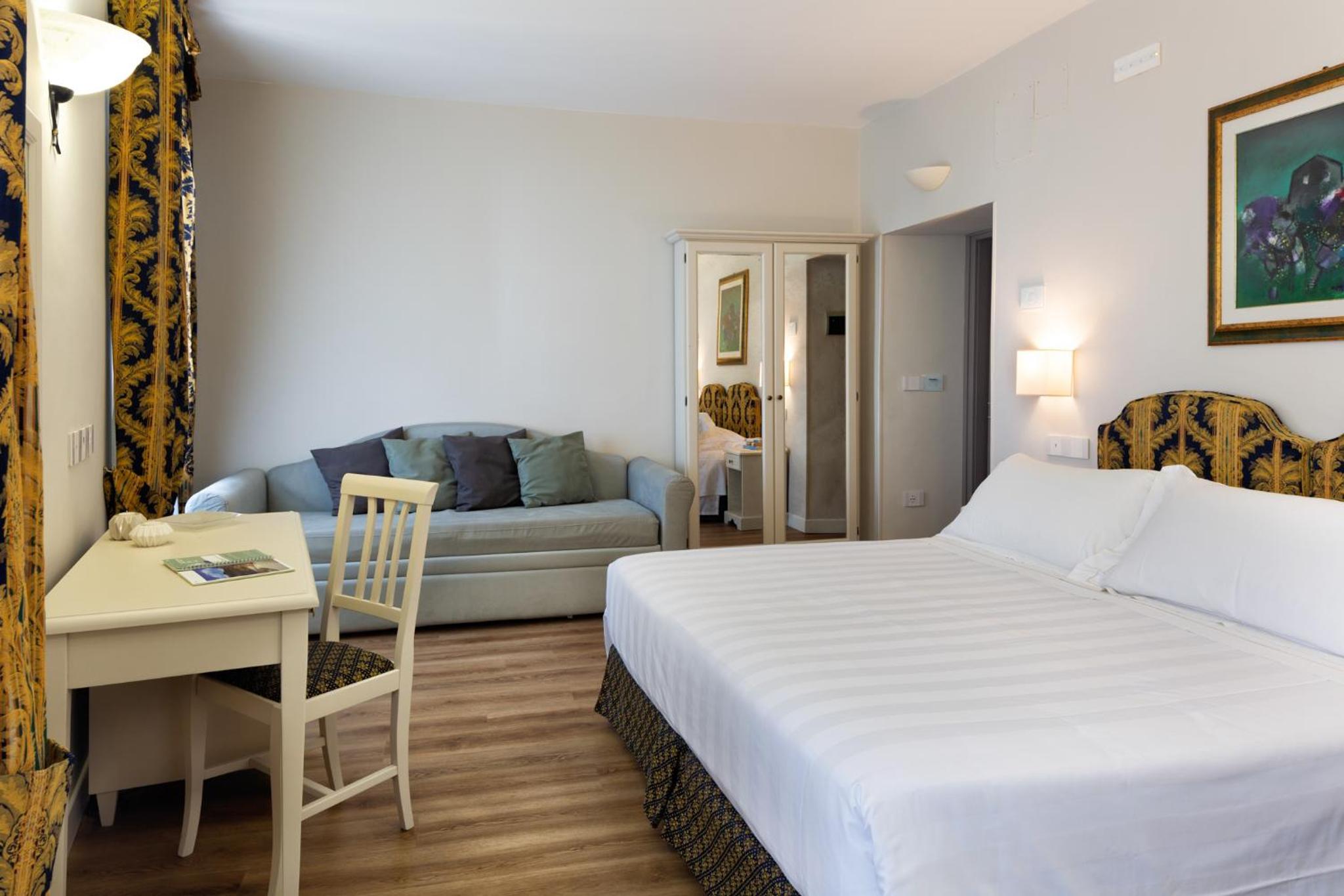 Superior Triple Room with Valley View - Photo 1