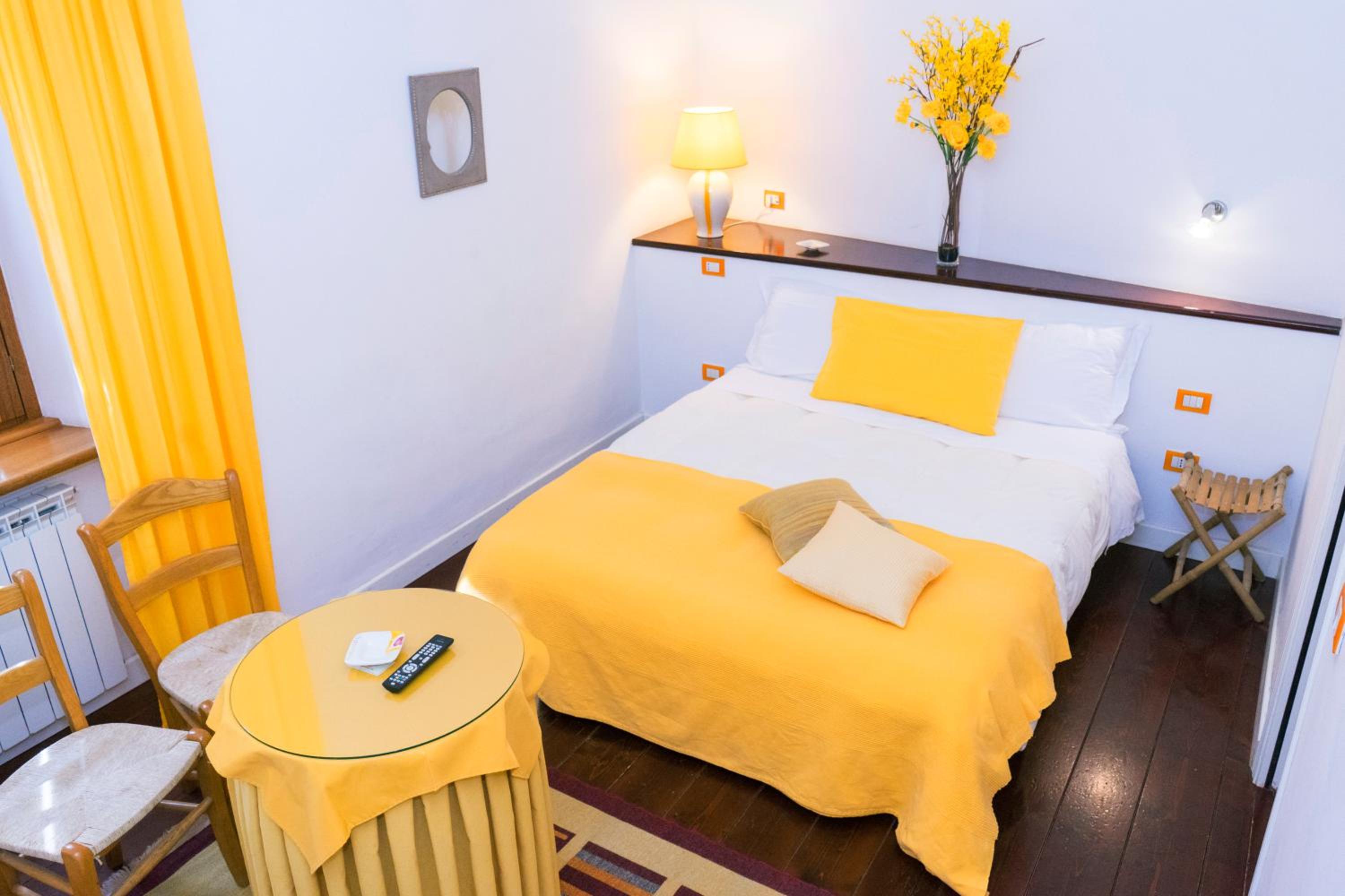 Double or Twin Room - Photo 7