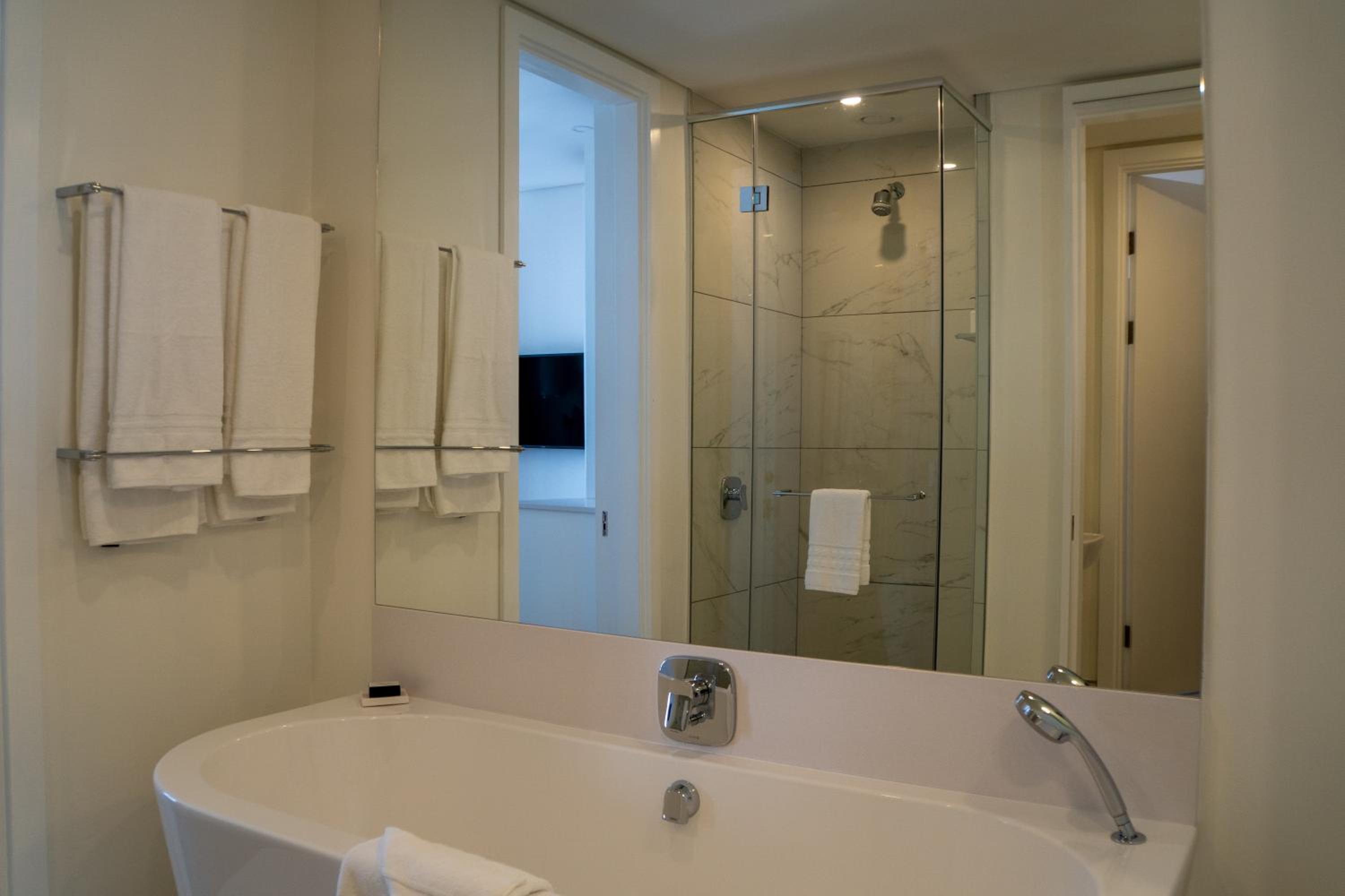 One-Bedroom Apartment - Photo 7
