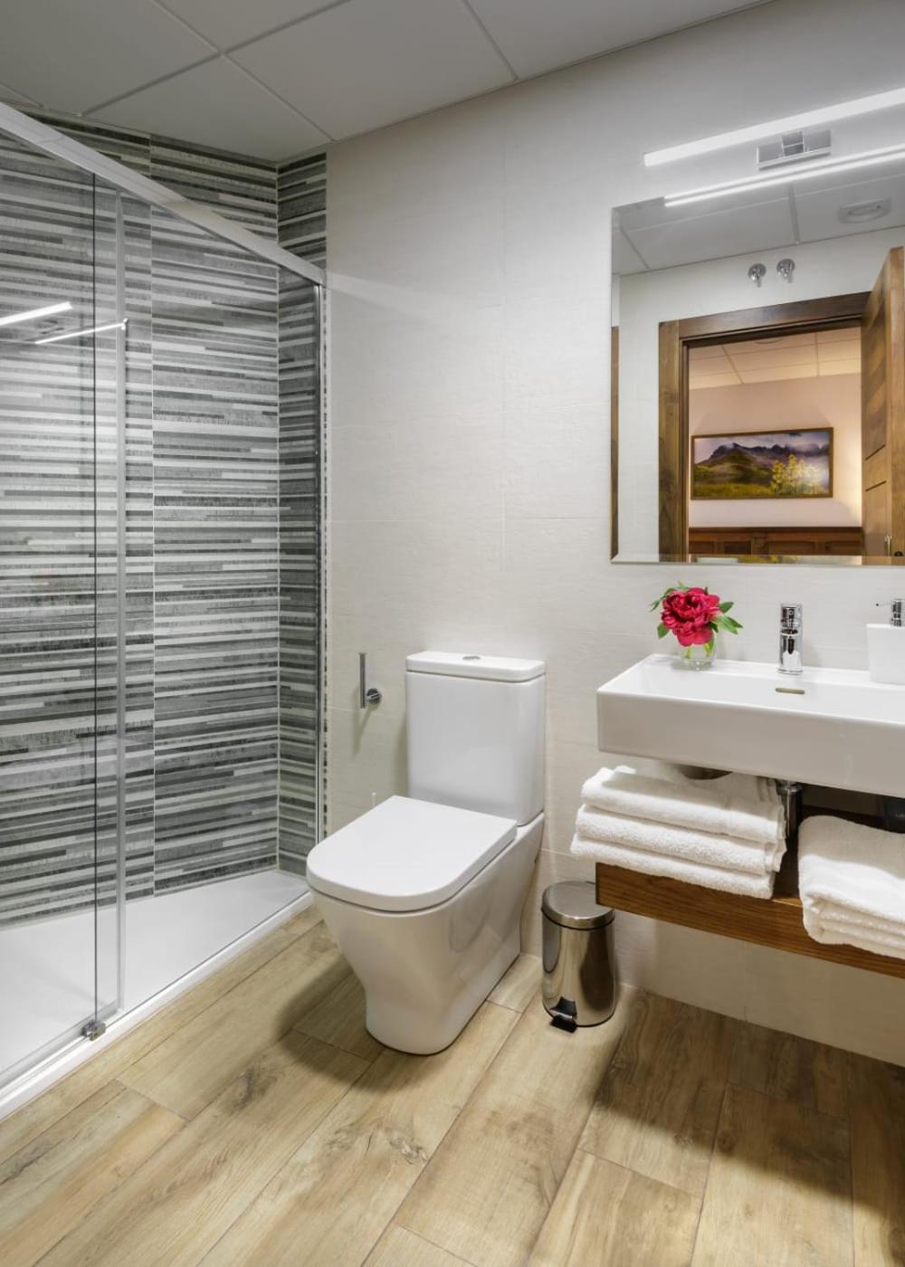 Double Room with Private Bathroom photo 2