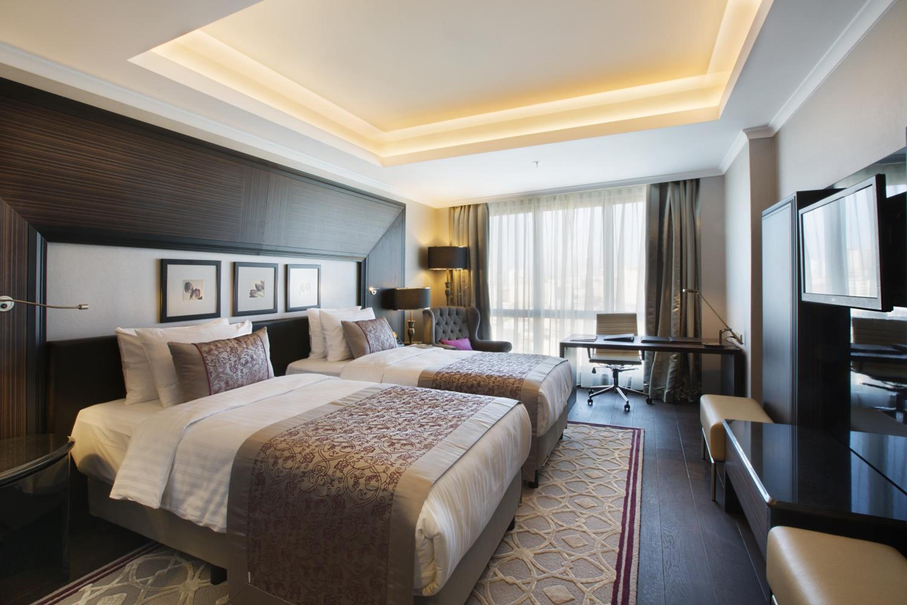 Superior Twin Room photo 2