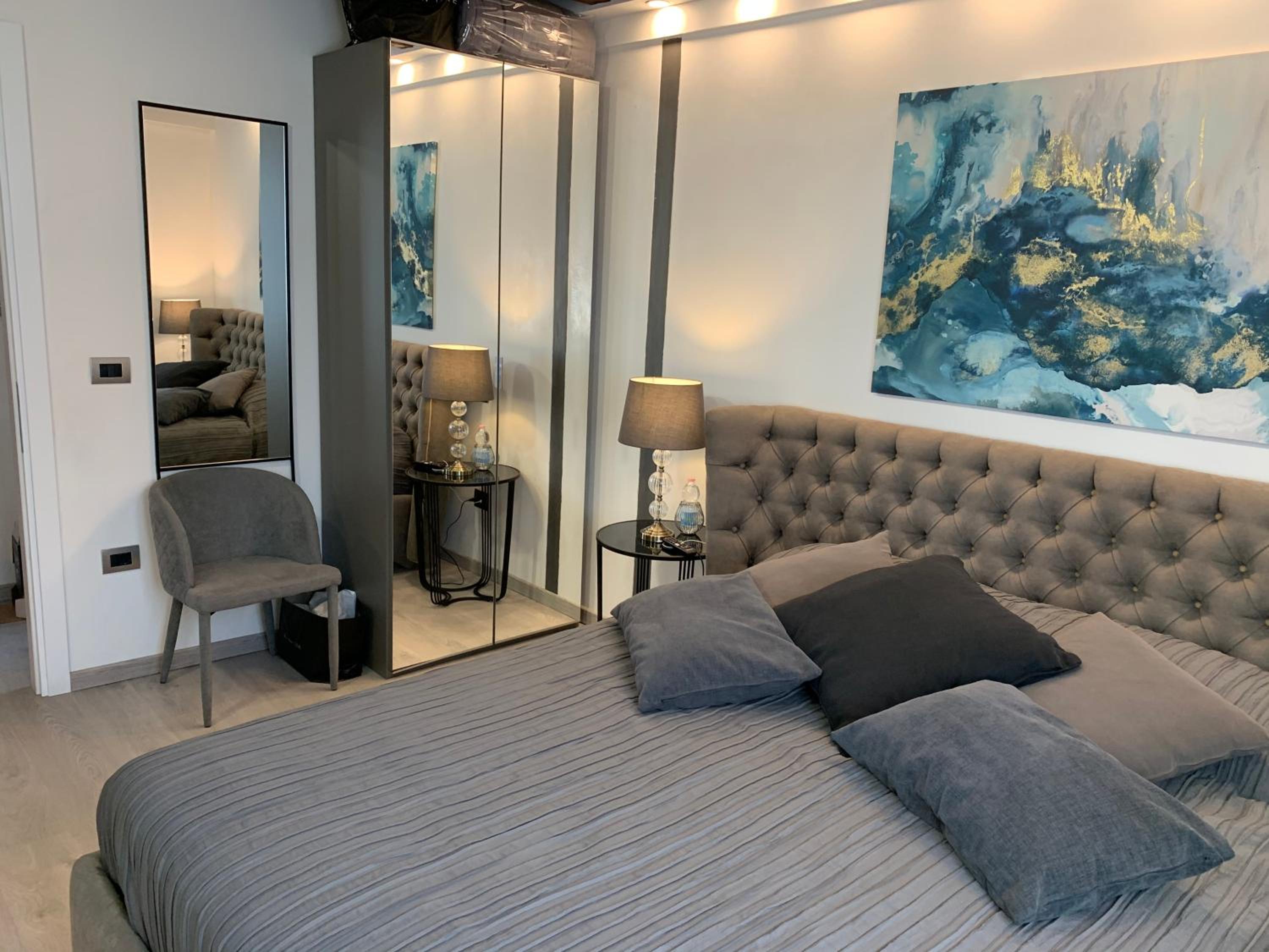 Deluxe Apartment photo 2