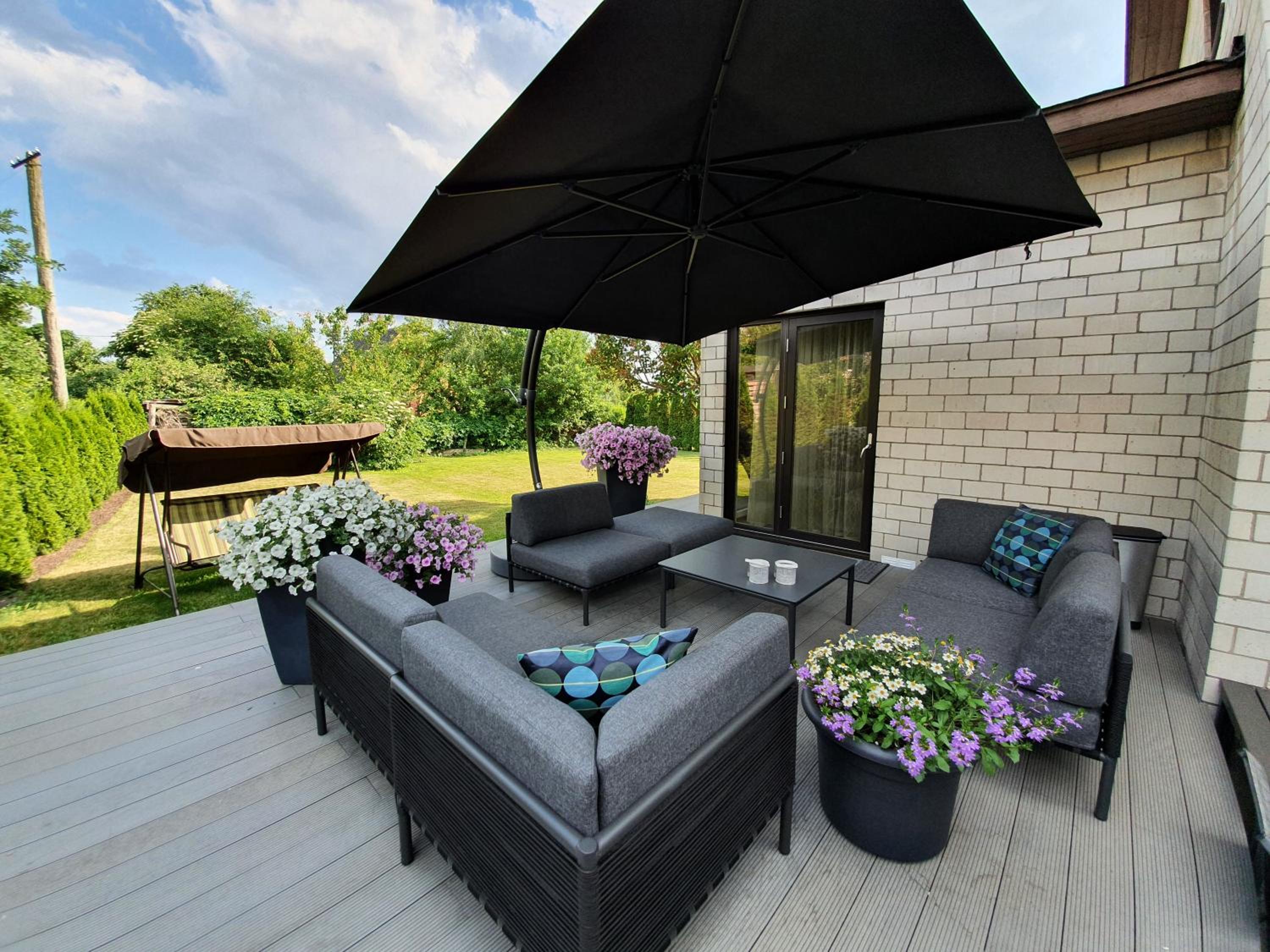 Four-Bedroom House - Photo 29