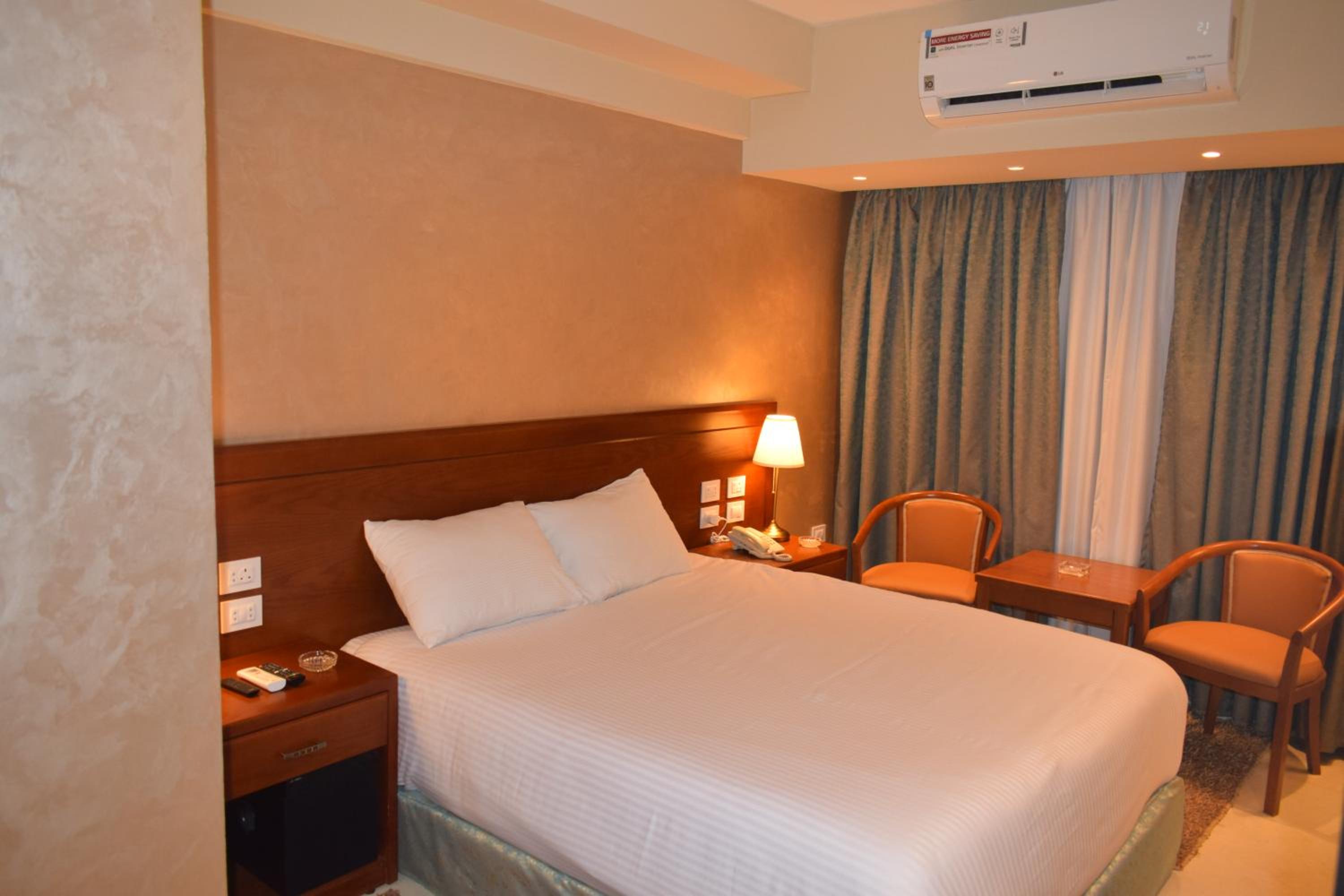 Deluxe Double Room - Photo 2