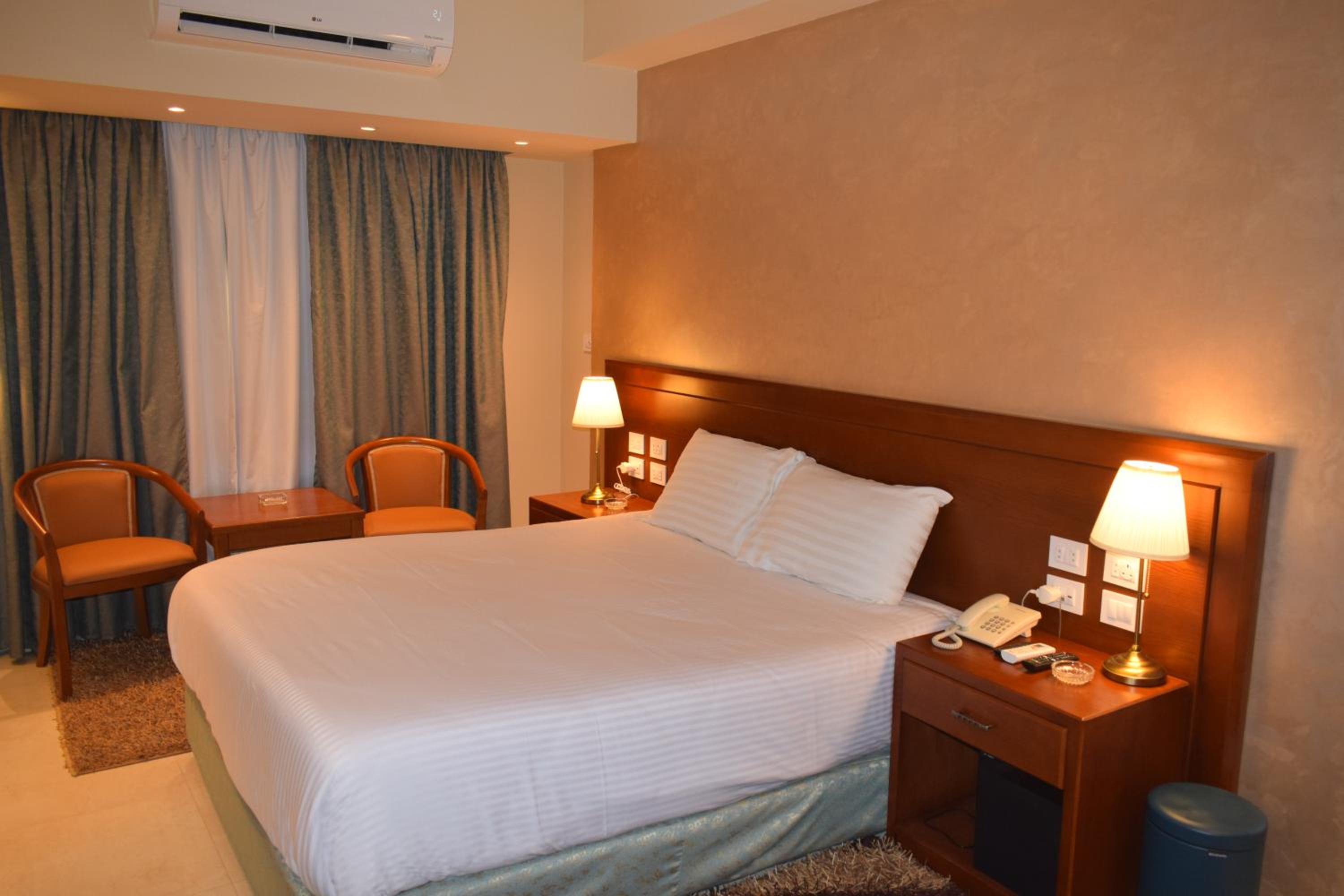 Deluxe Double Room - Photo 6