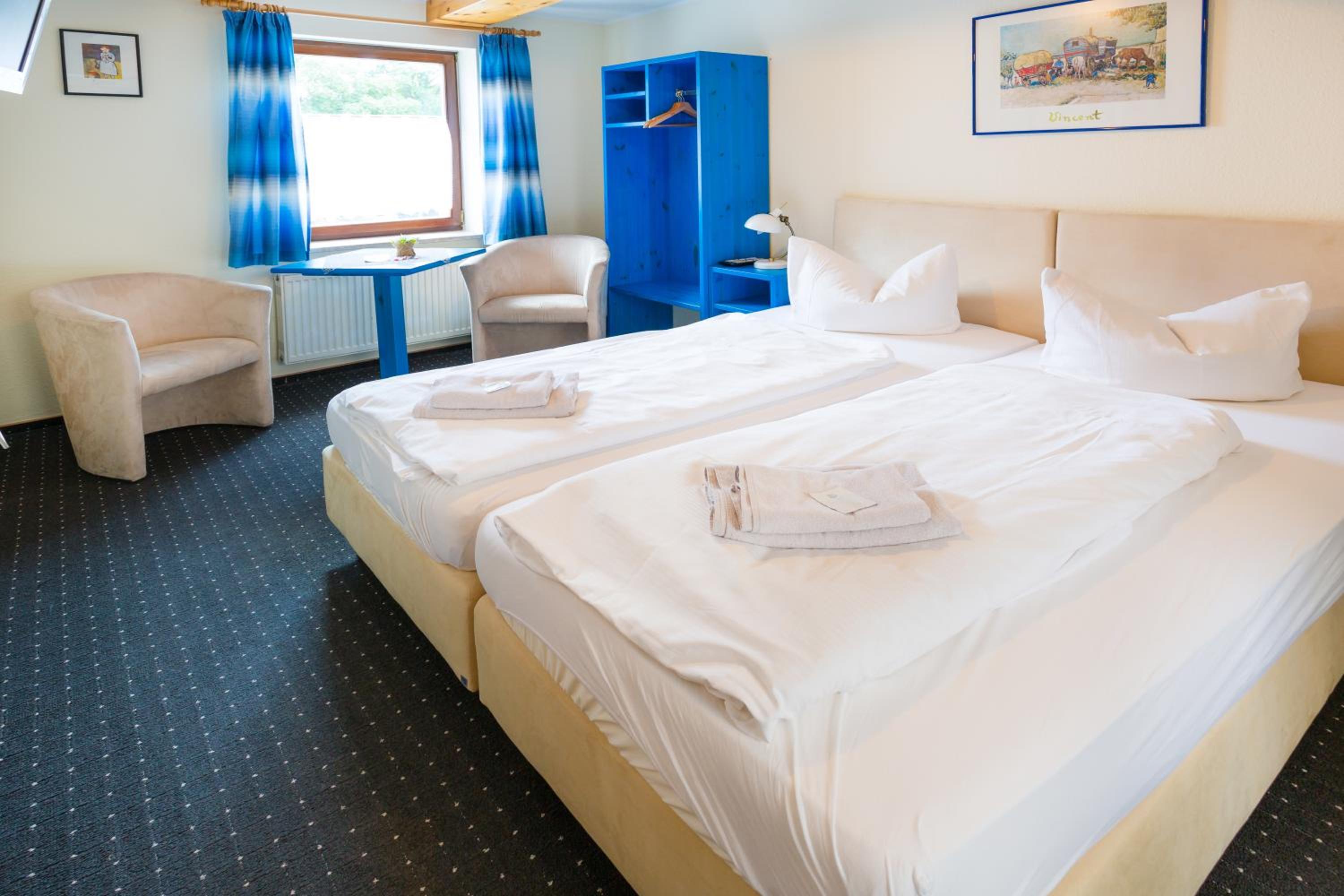 Double Room - Photo 3