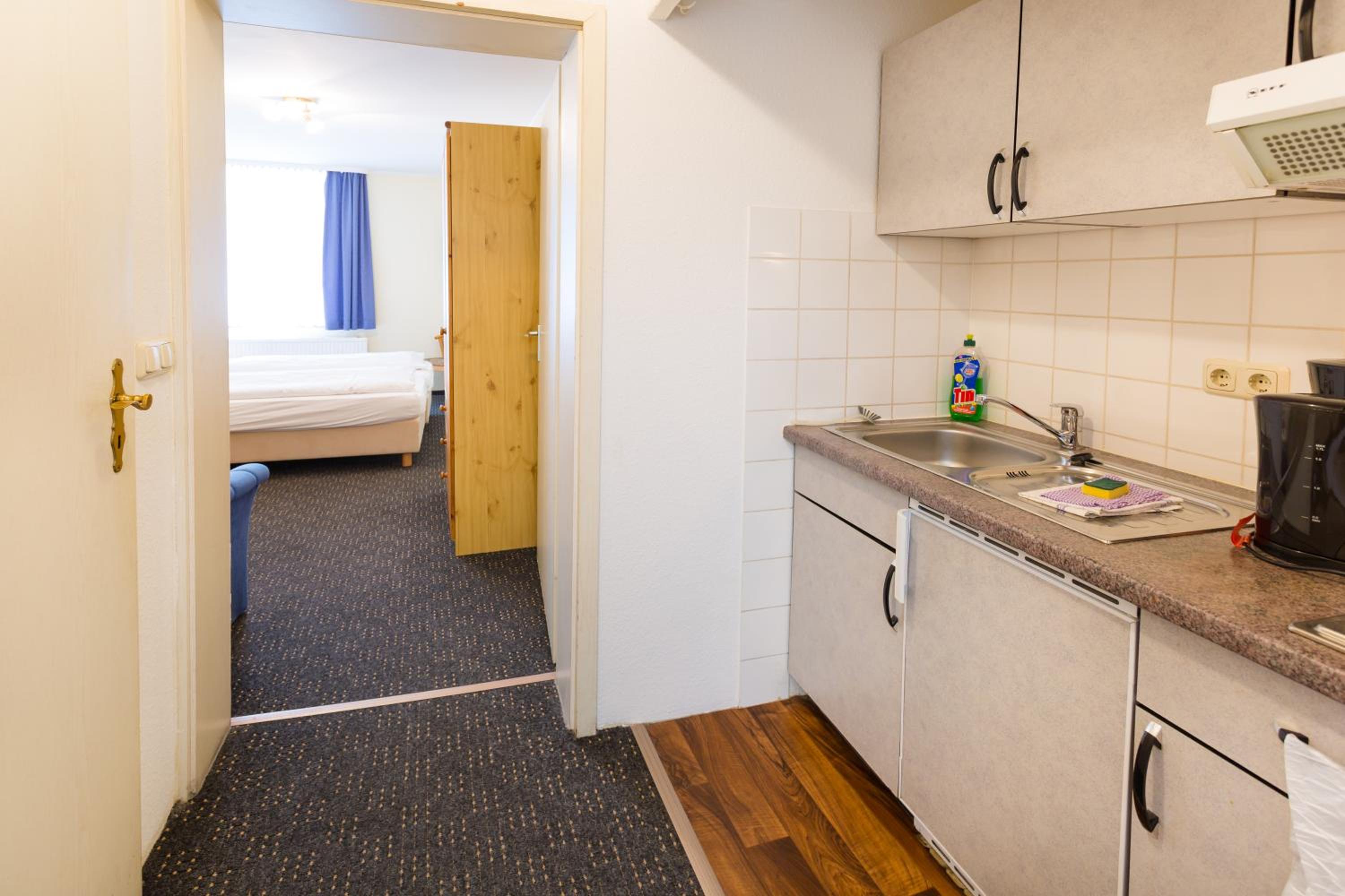 Double Room - Photo 5