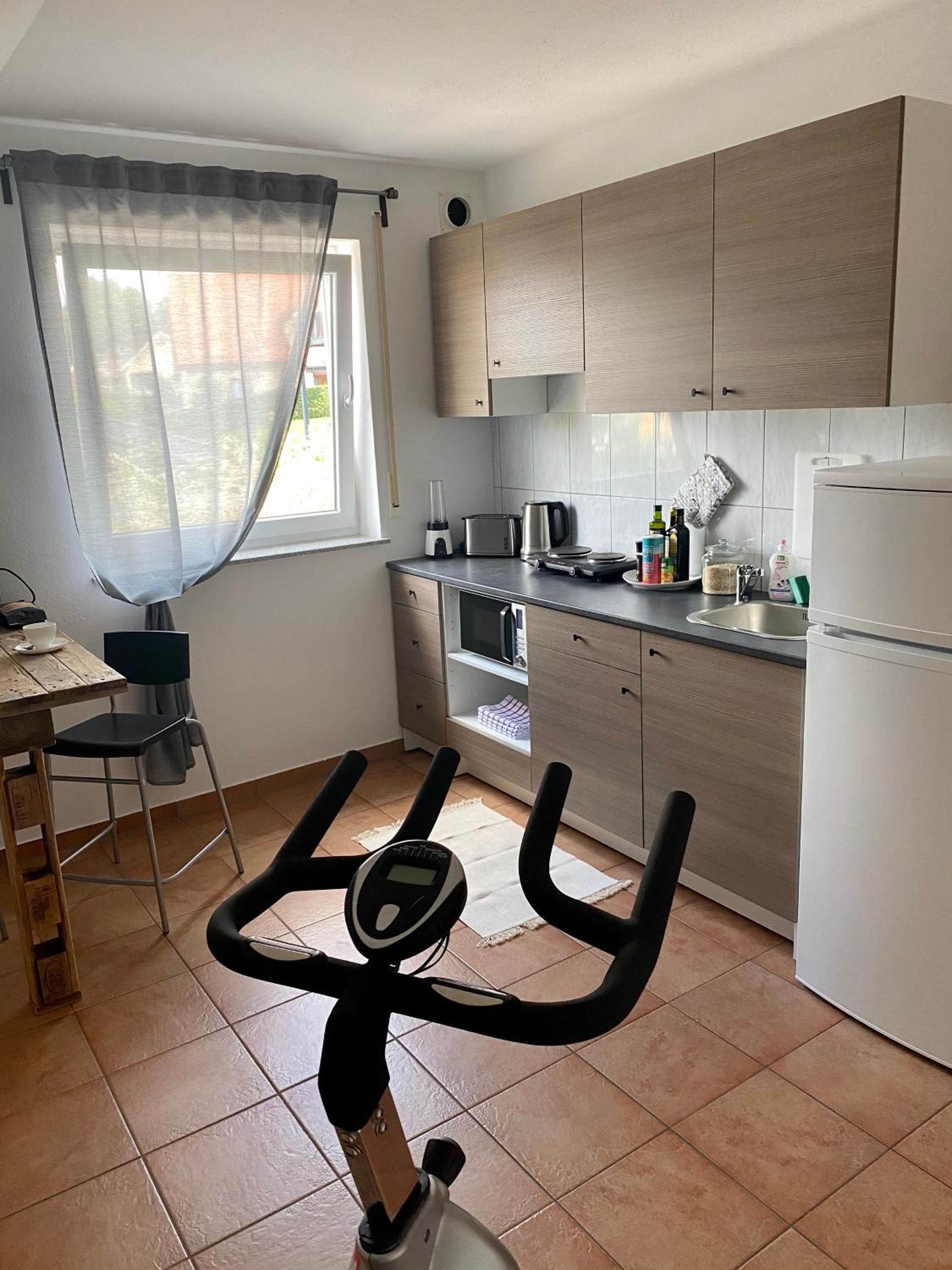 Apartment - Split Level - Photo 10