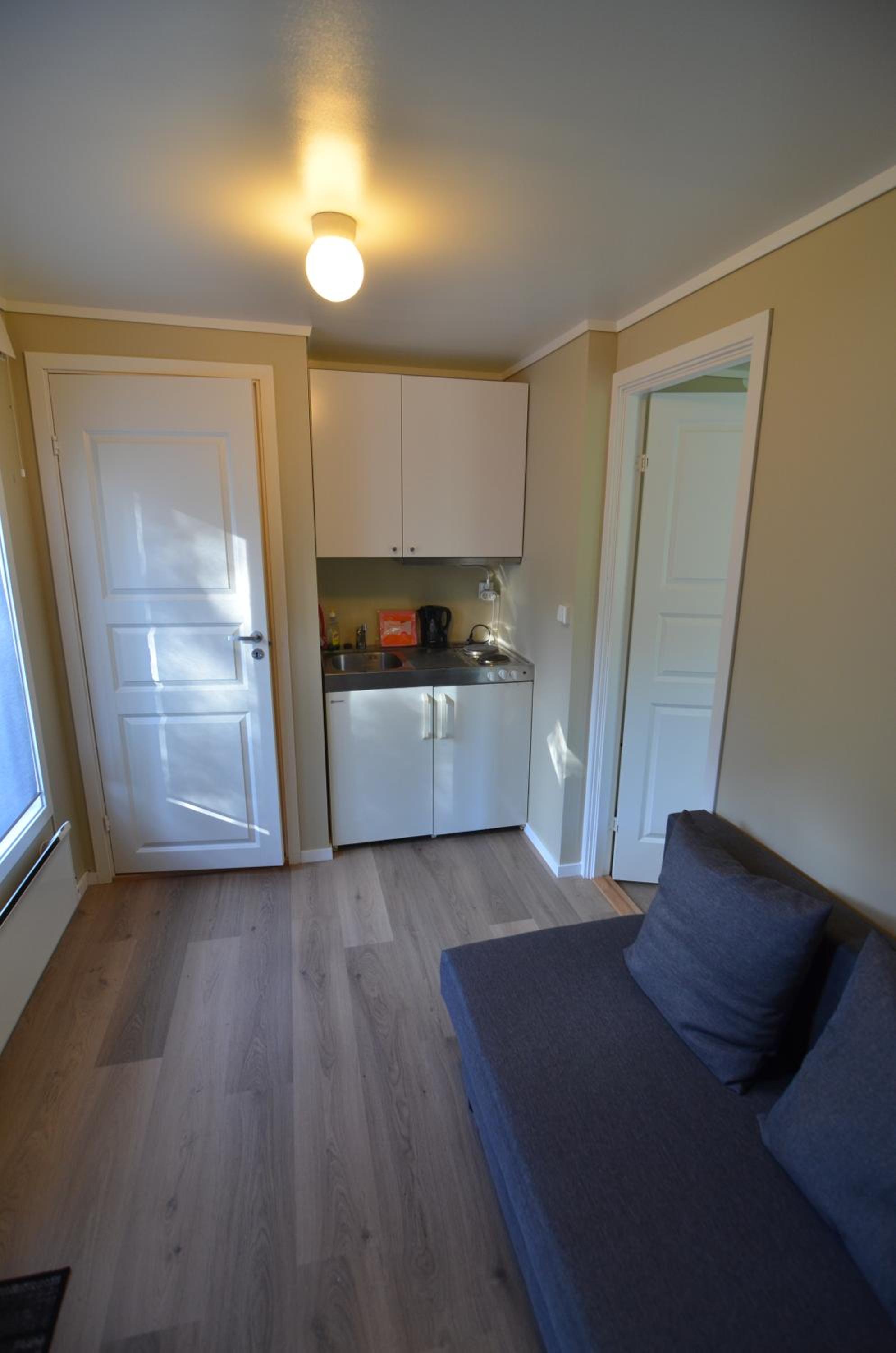 Apartment with Shower photo 3