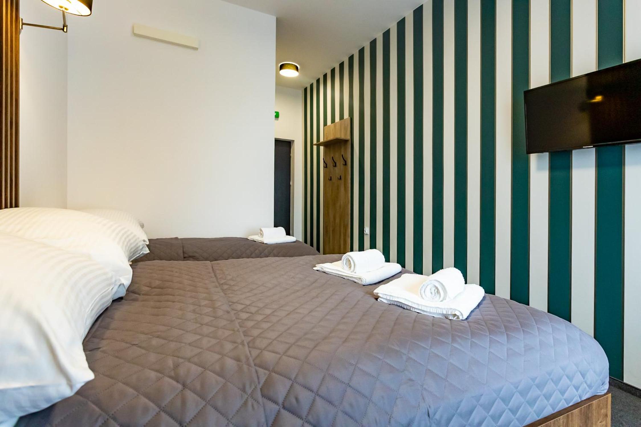 Triple Room with Lake View photo 1