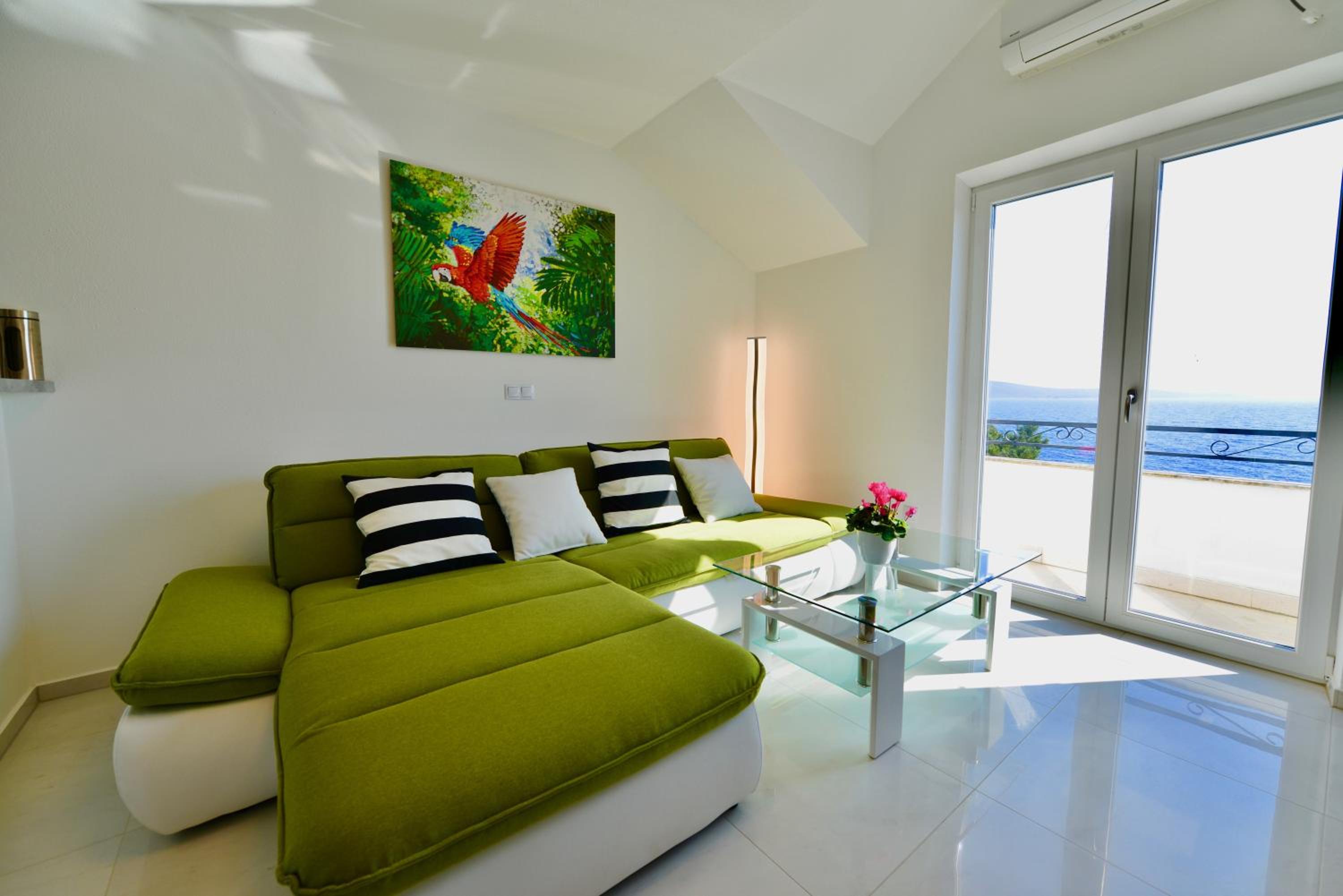 Deluxe Apartment
