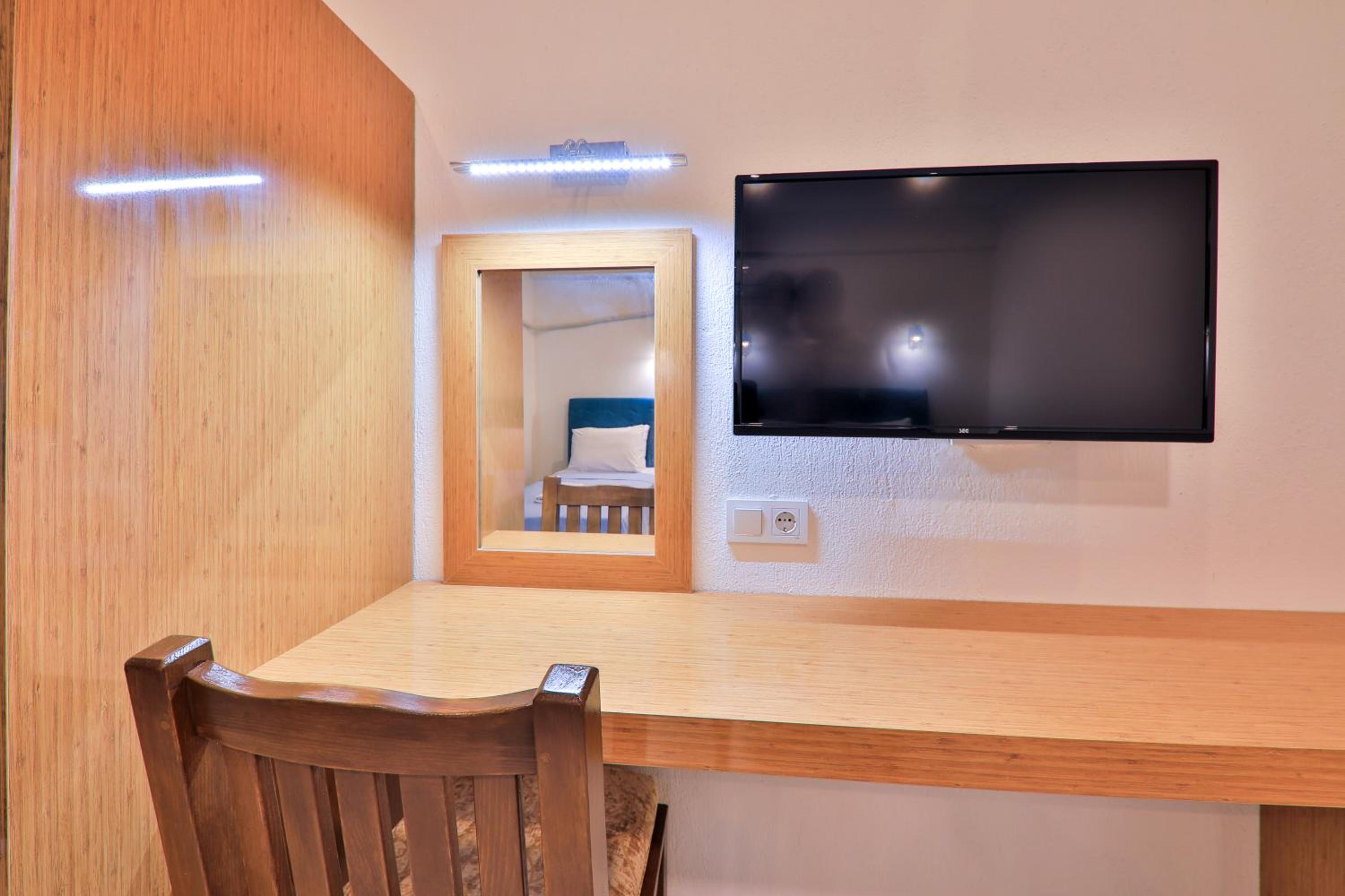 Superior Triple Room - Photo 4