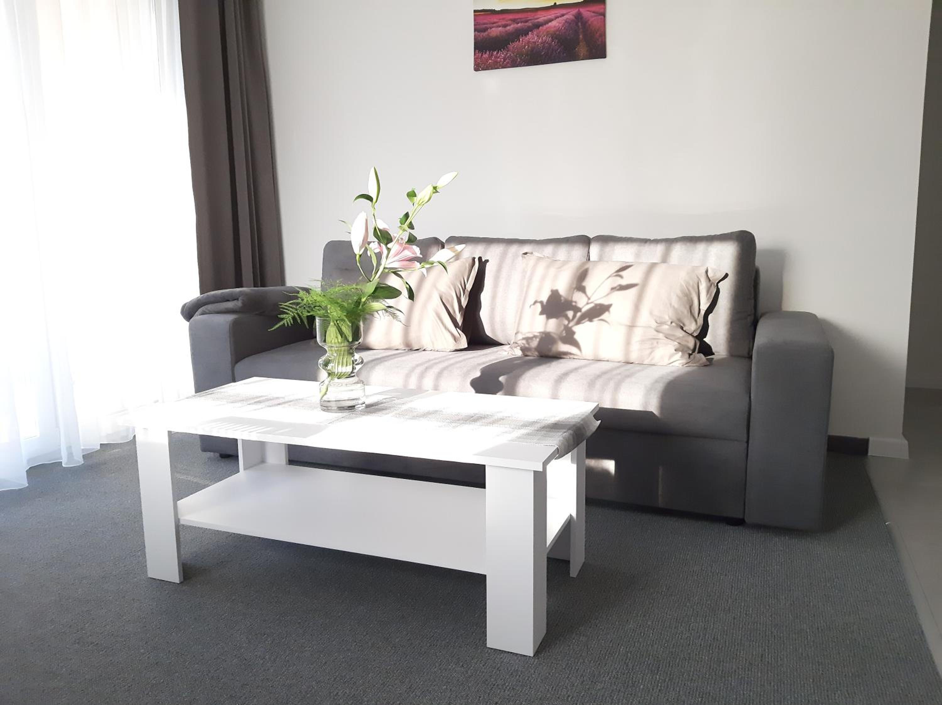 Apartment photo 2