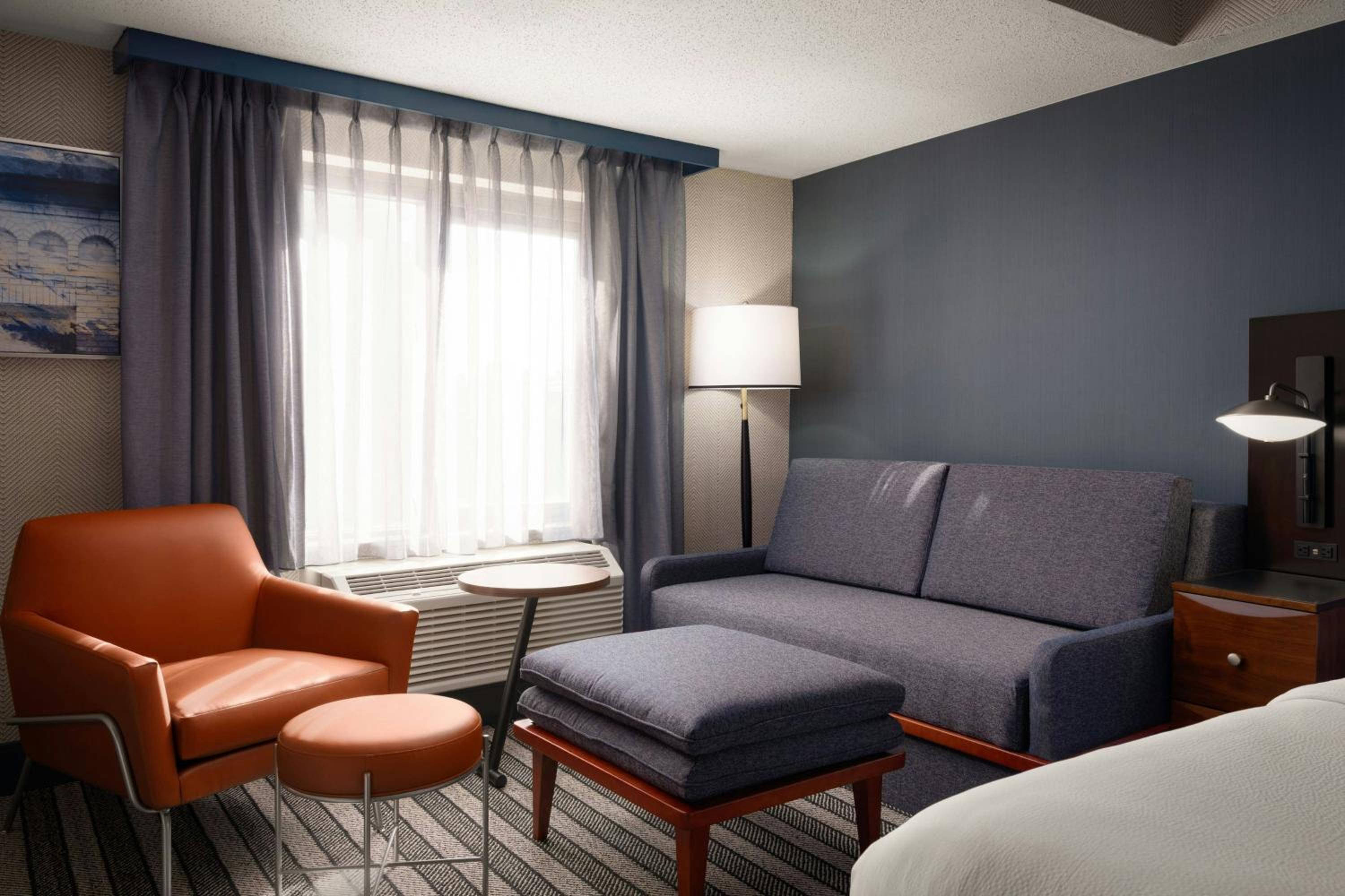 King Room with Sofa Bed