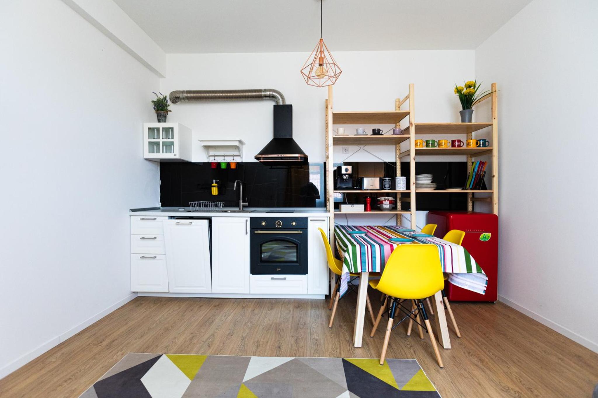 One-Bedroom Apartment - Photo 31
