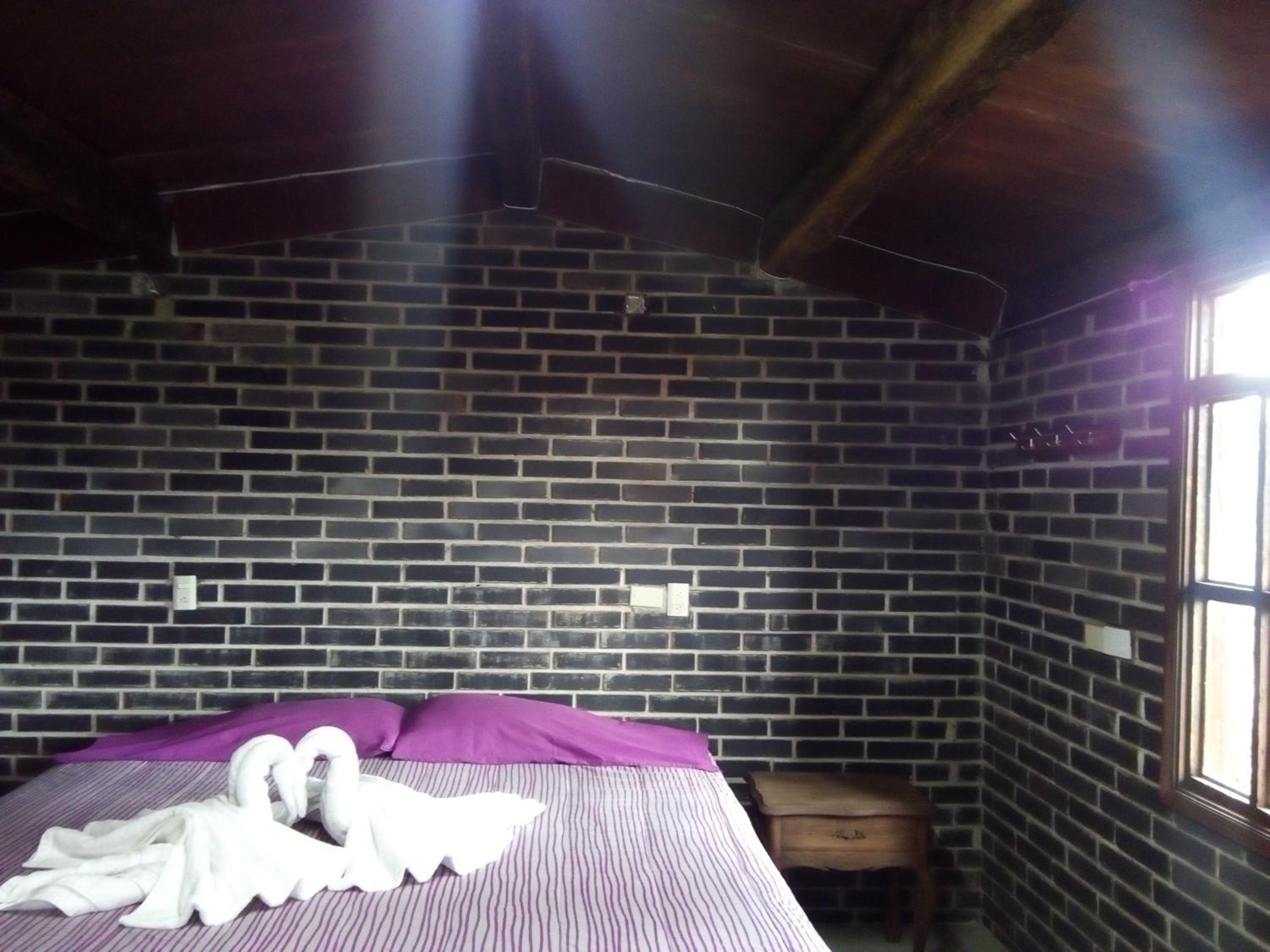 Triple Room with Private Bathroom - Photo 3