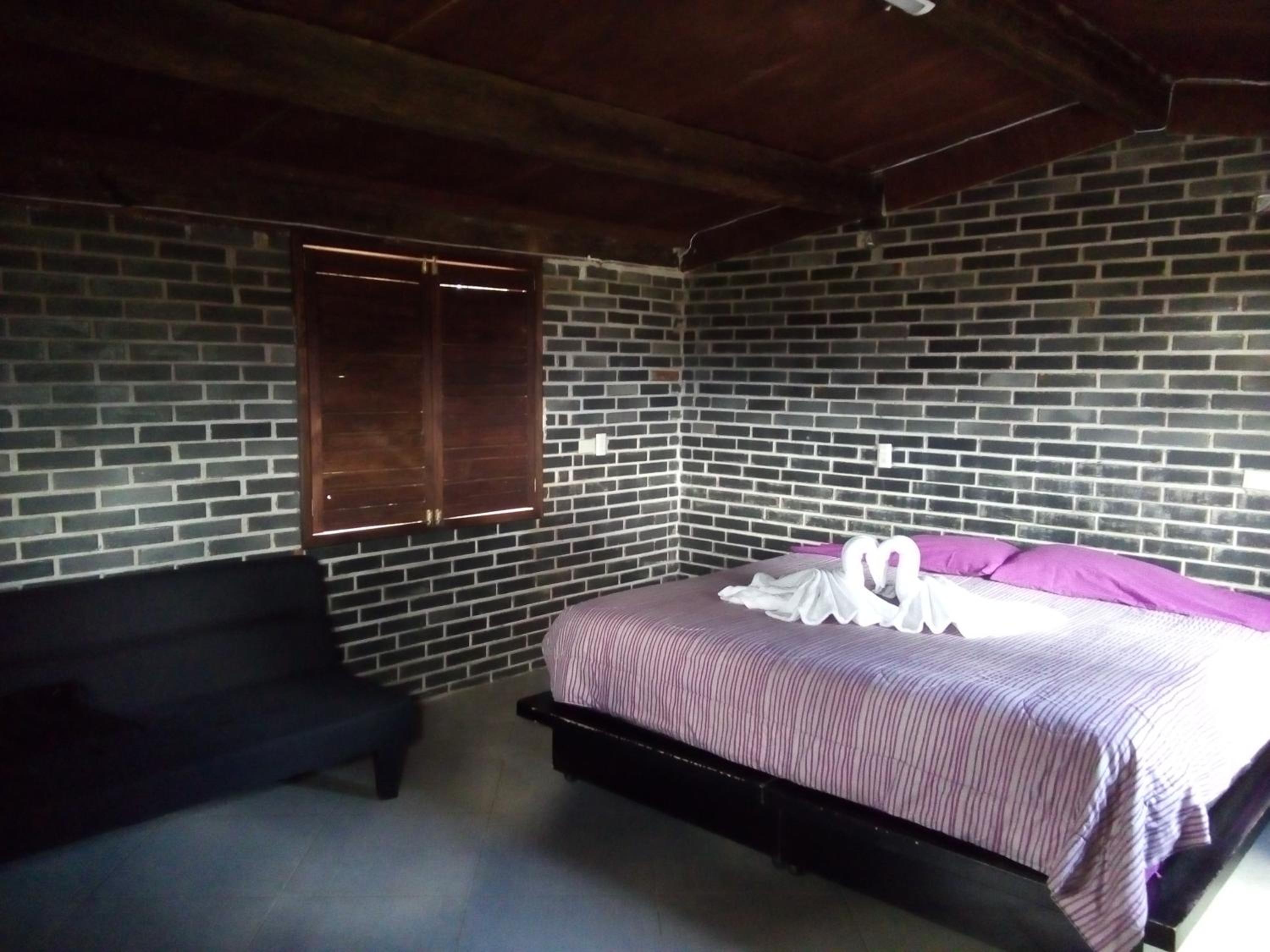 Triple Room with Private Bathroom - Photo 4