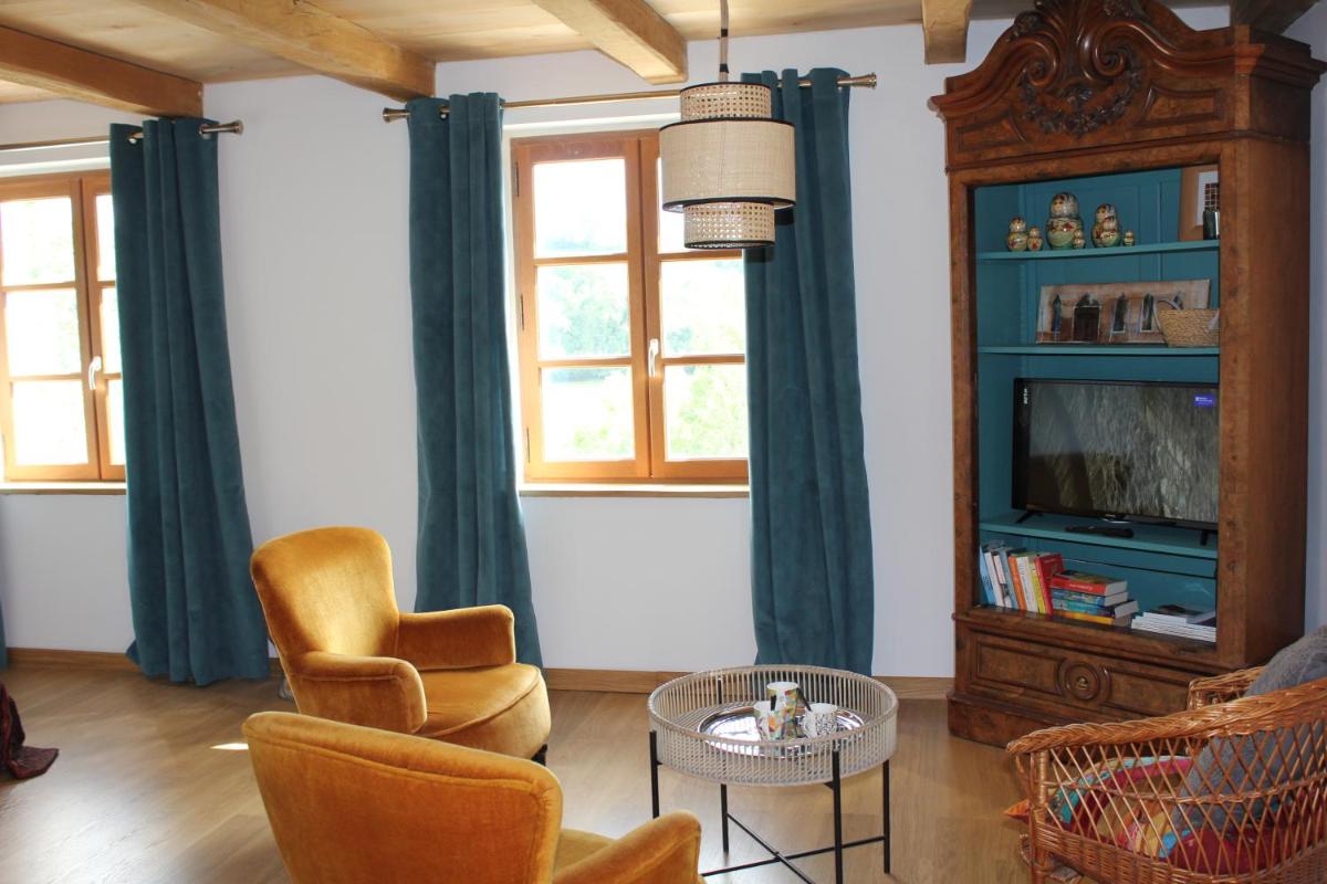 Apartment with Mountain View photo 3