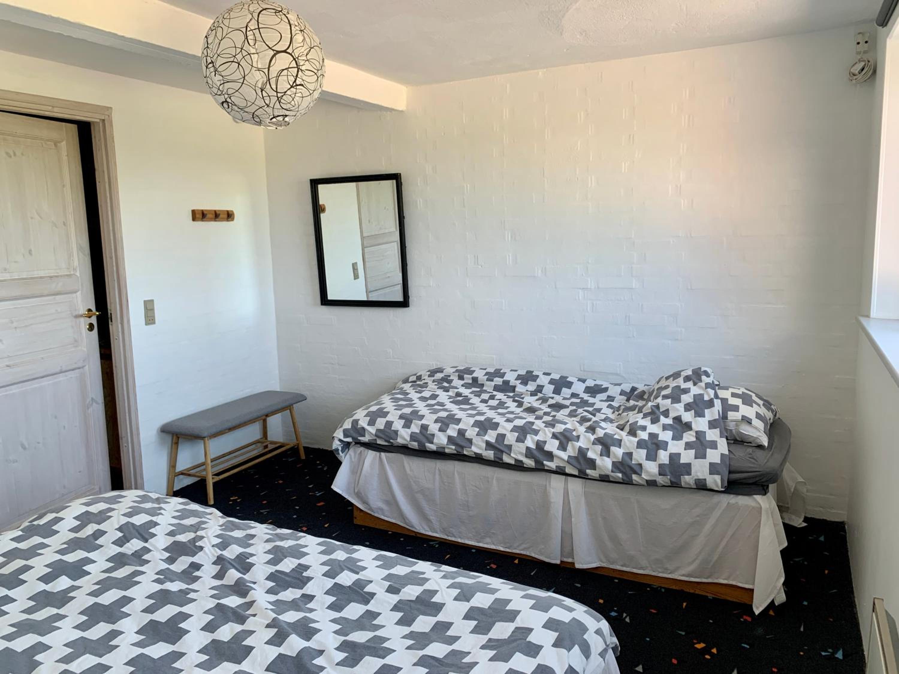 Double Room With Shared Bathroom photo 3