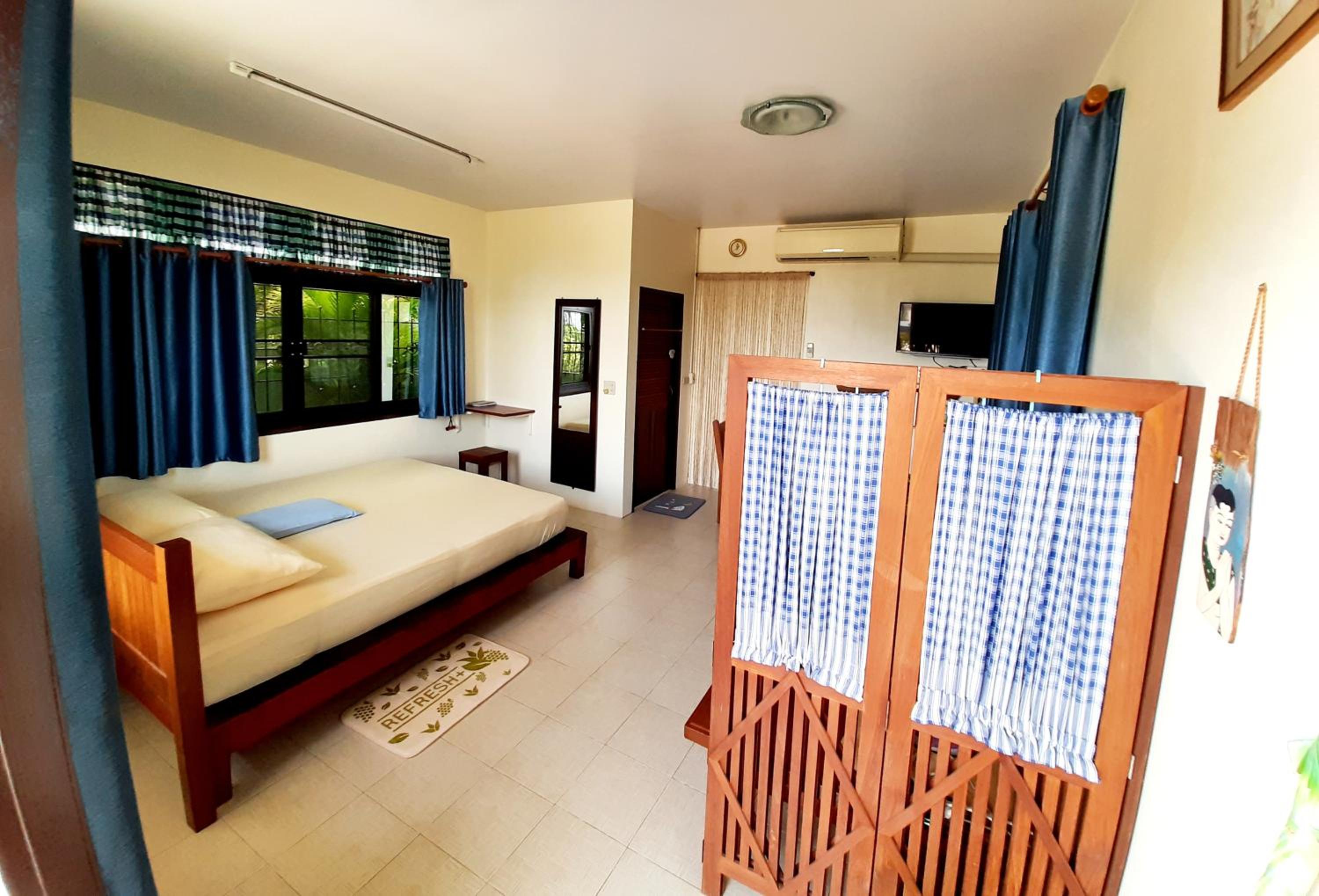 Double Room with Patio photo 1