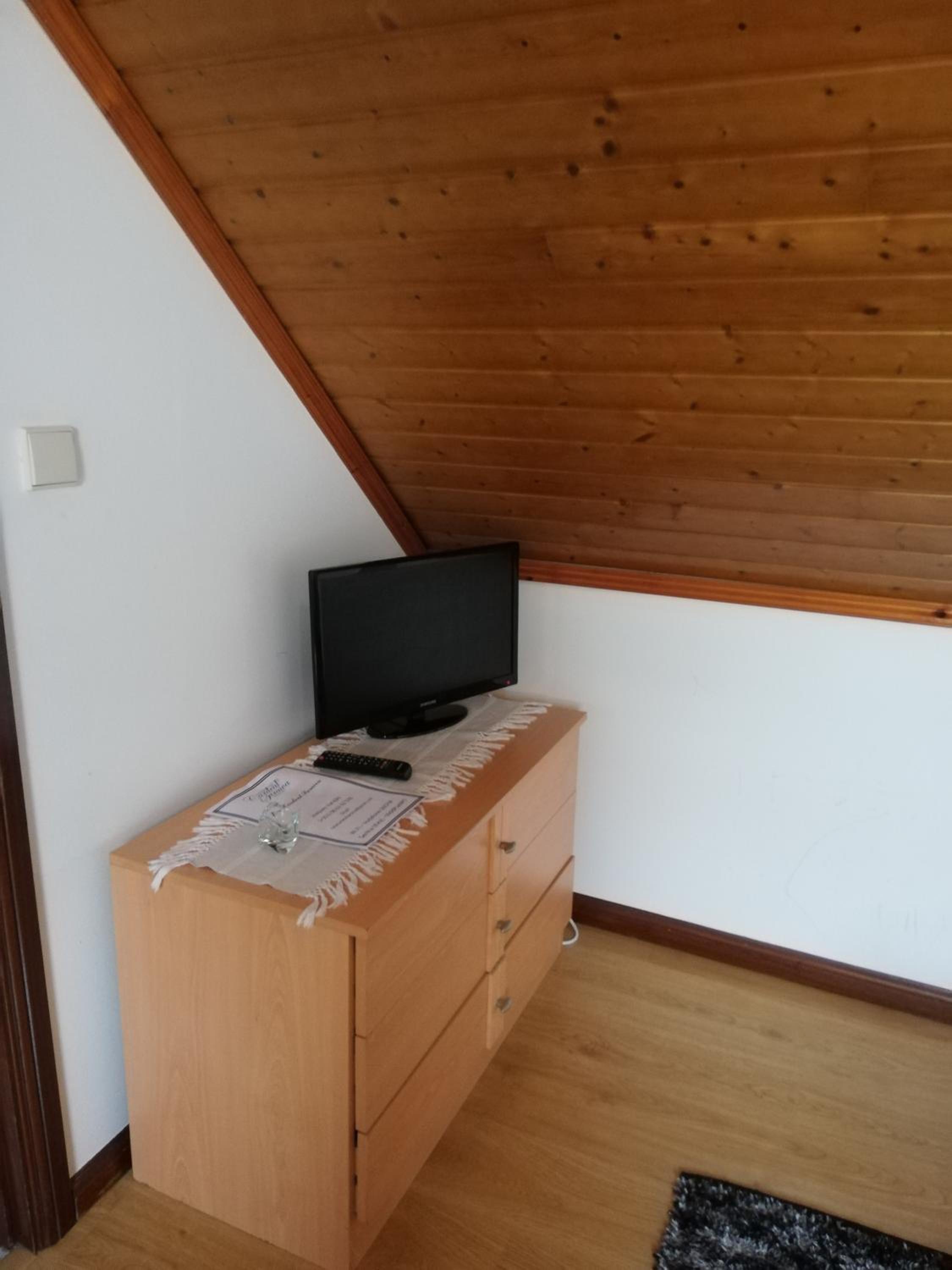 Family Room - Photo 8