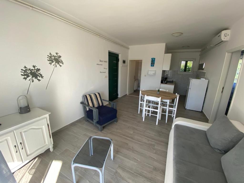 Apartment with Sea View photo 1
