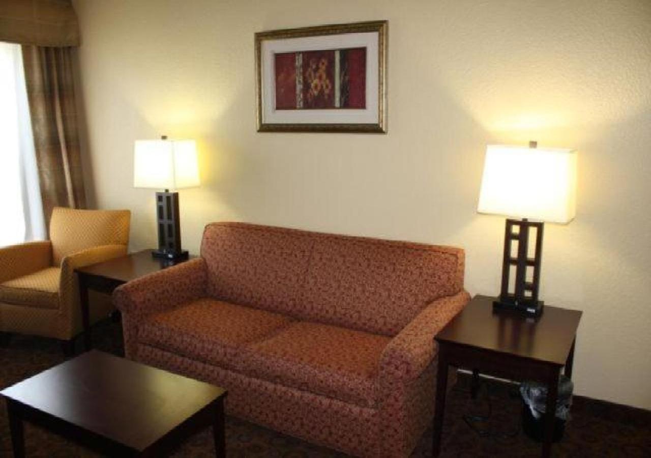 Executive King Room - Photo 2