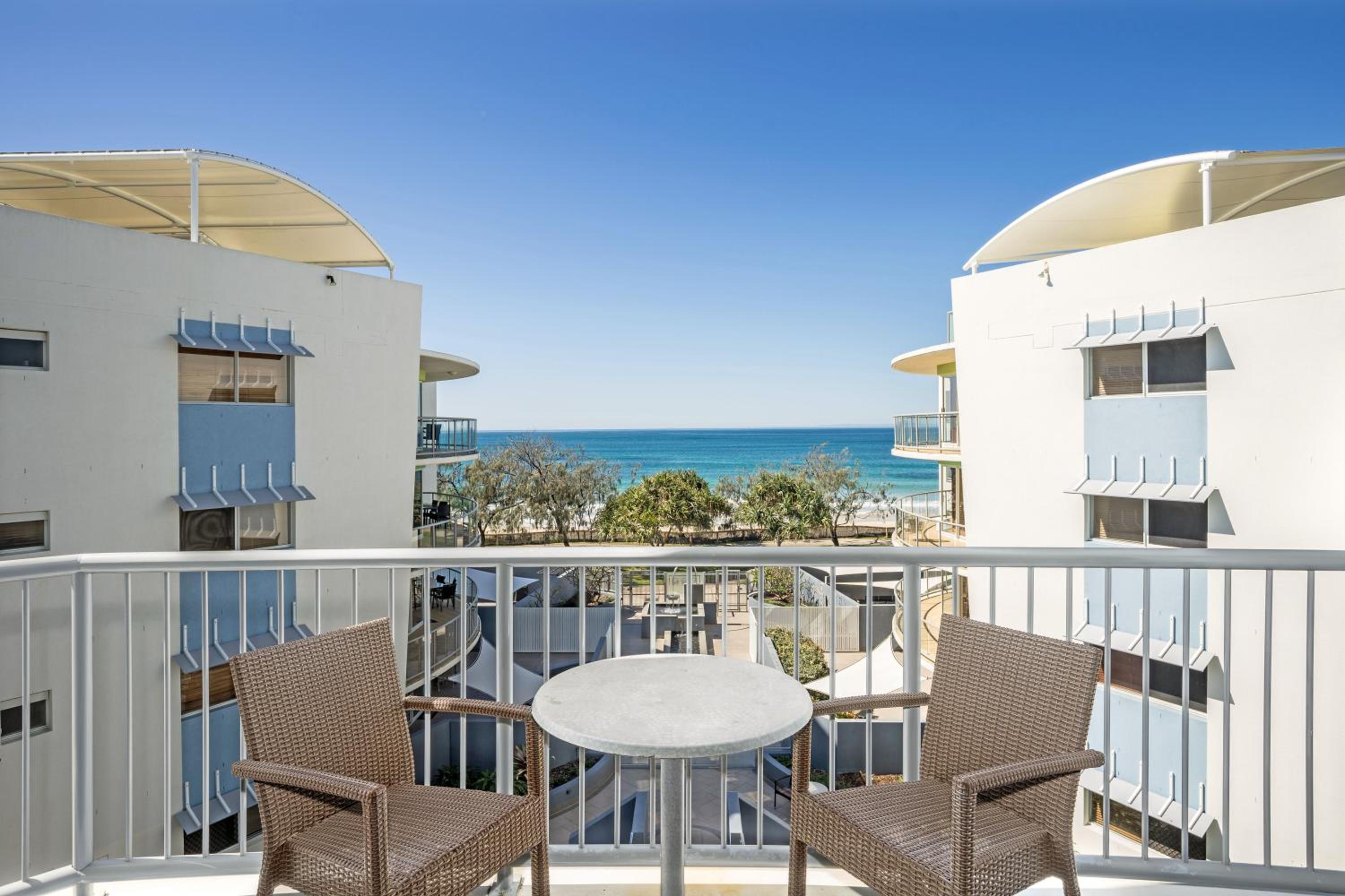 1 Bedroom Balcony - Poolside Tower photo 2