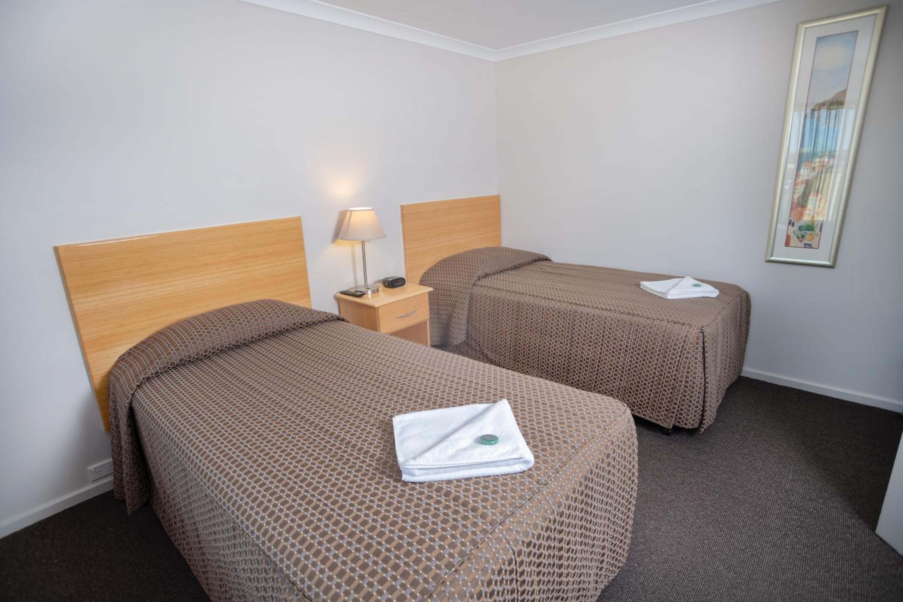 Deluxe Family Room - Photo 10
