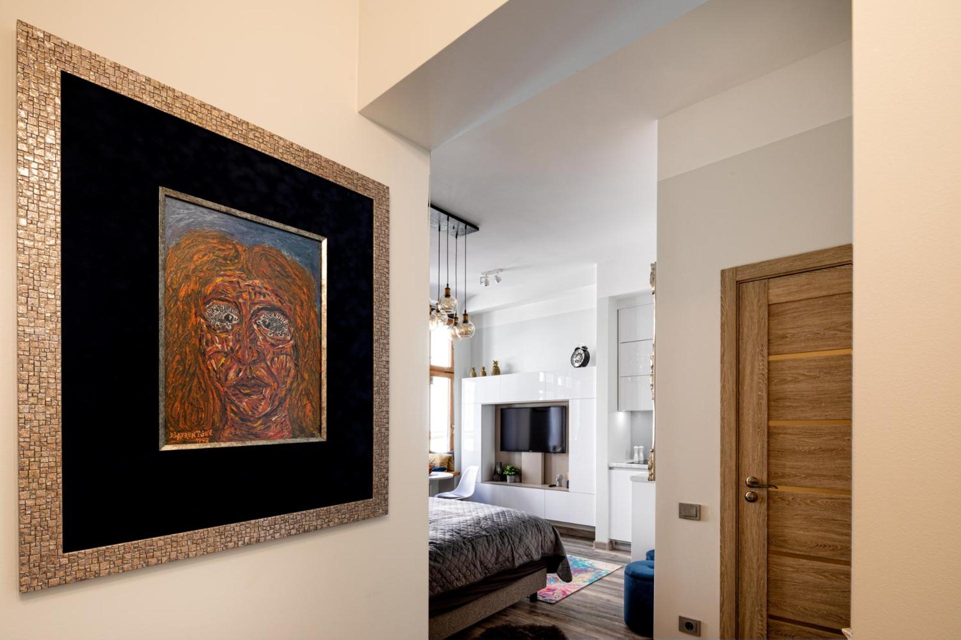 One-Bedroom Apartment - Photo 16