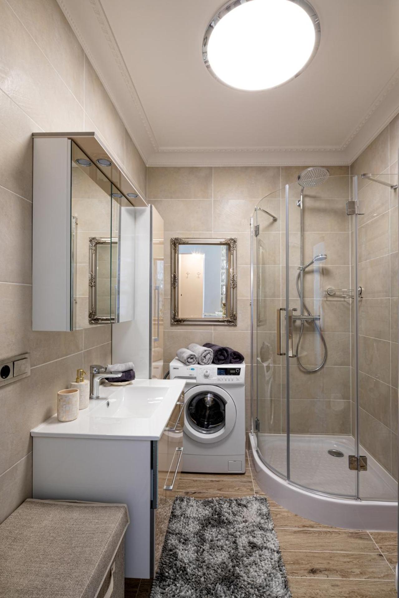 One-Bedroom Apartment - Photo 17