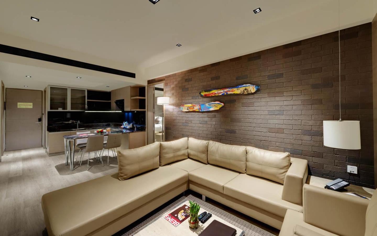 Executive Suite with One King Bed - Living Room and Balcony - City or Garden View - Non-Smoking - 15% Discount on Food & Beverages photo 3