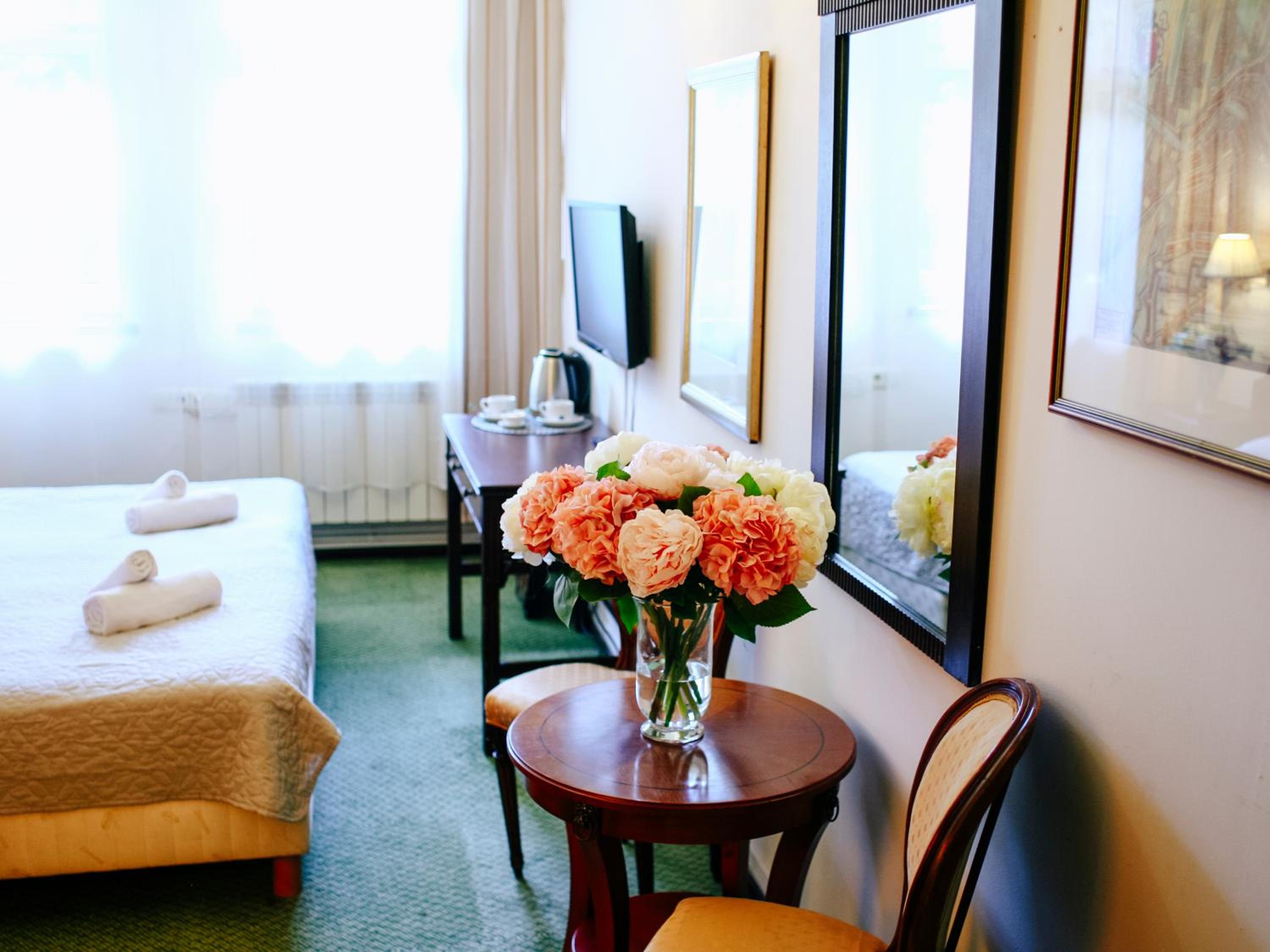 Double Room - Photo 13