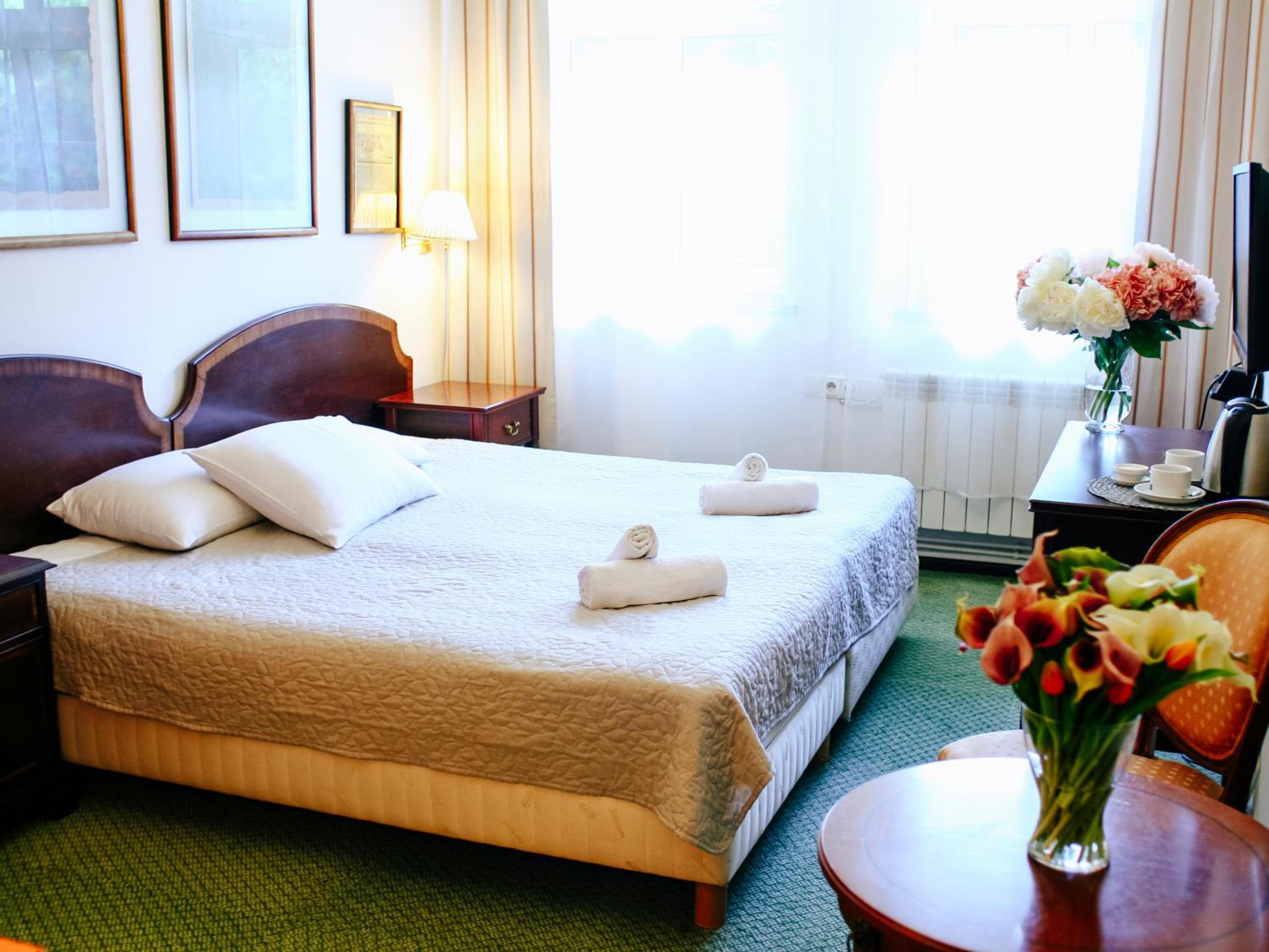 Double Room - Photo 15