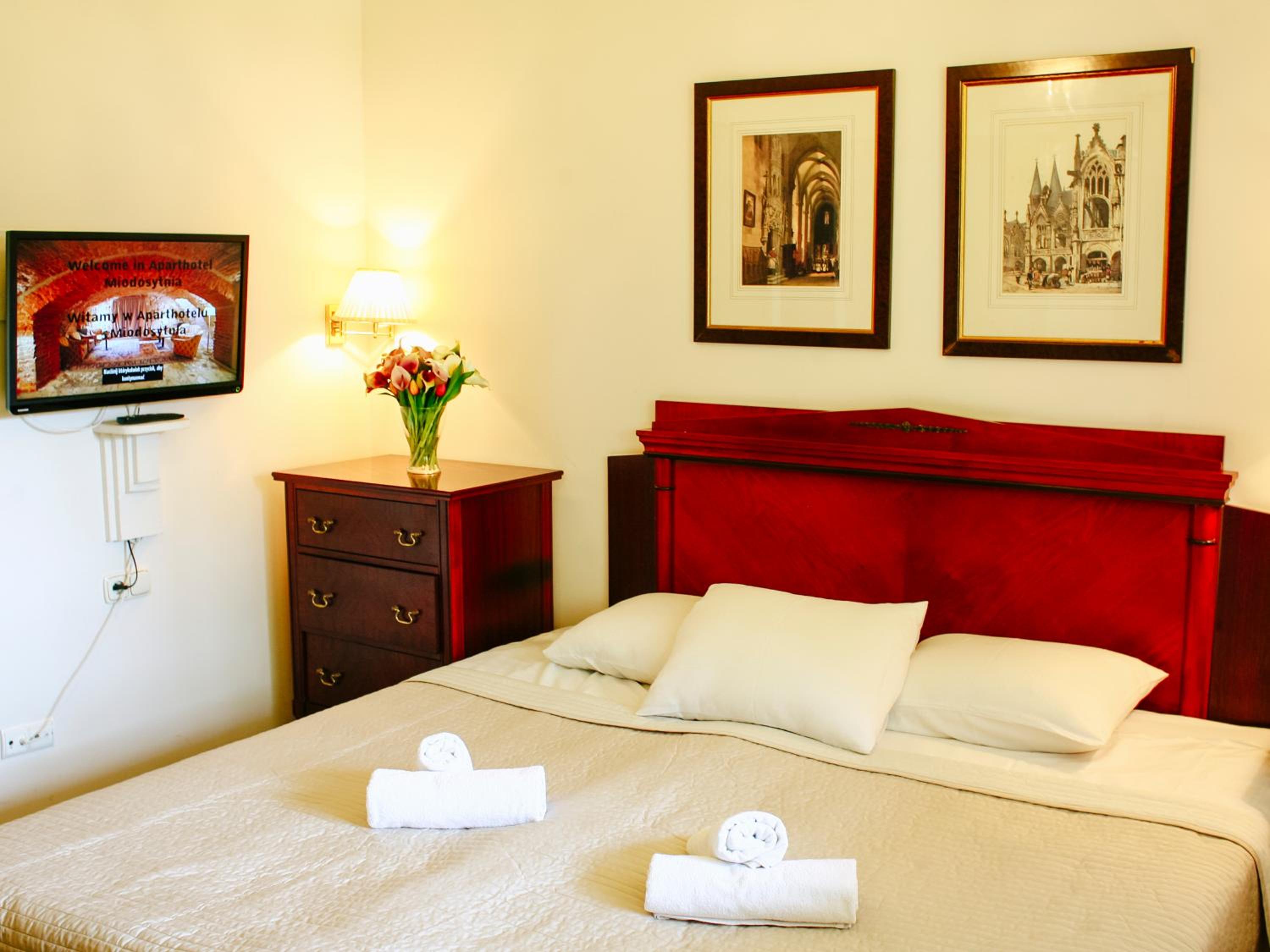 Double Room - Photo 11