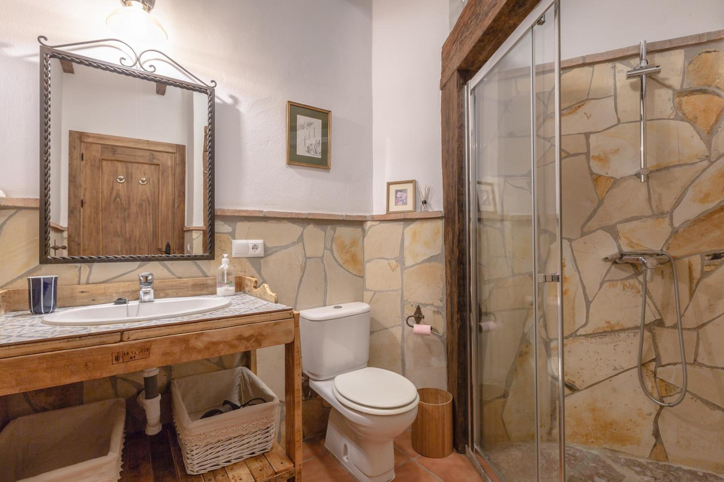 Three-Bedroom House - Photo 23