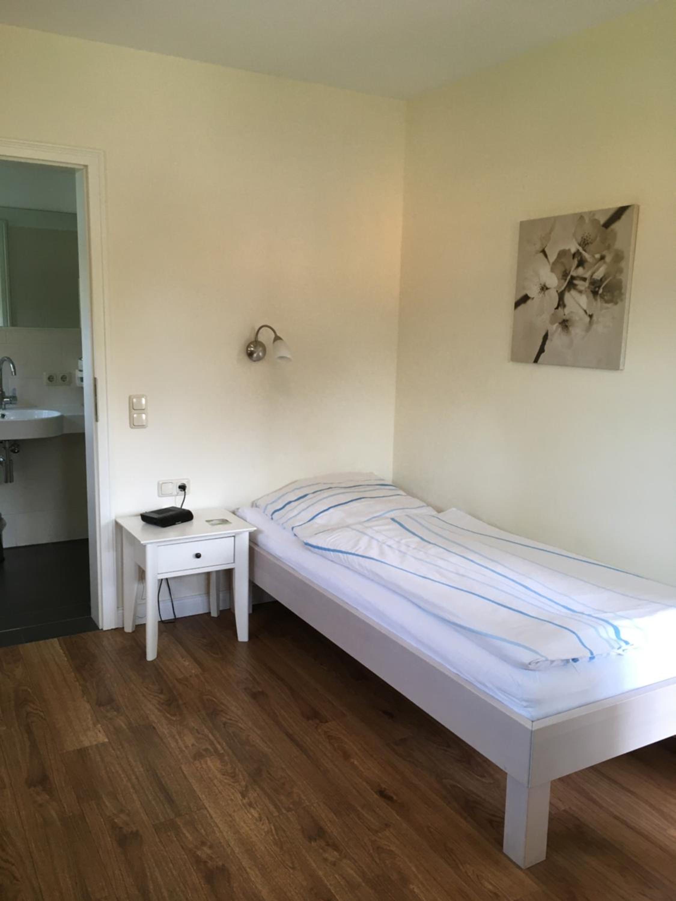 Standard Single Room photo 2