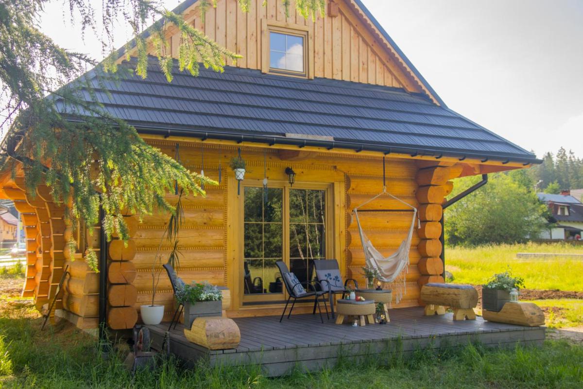 Three-Bedroom House - Photo 2